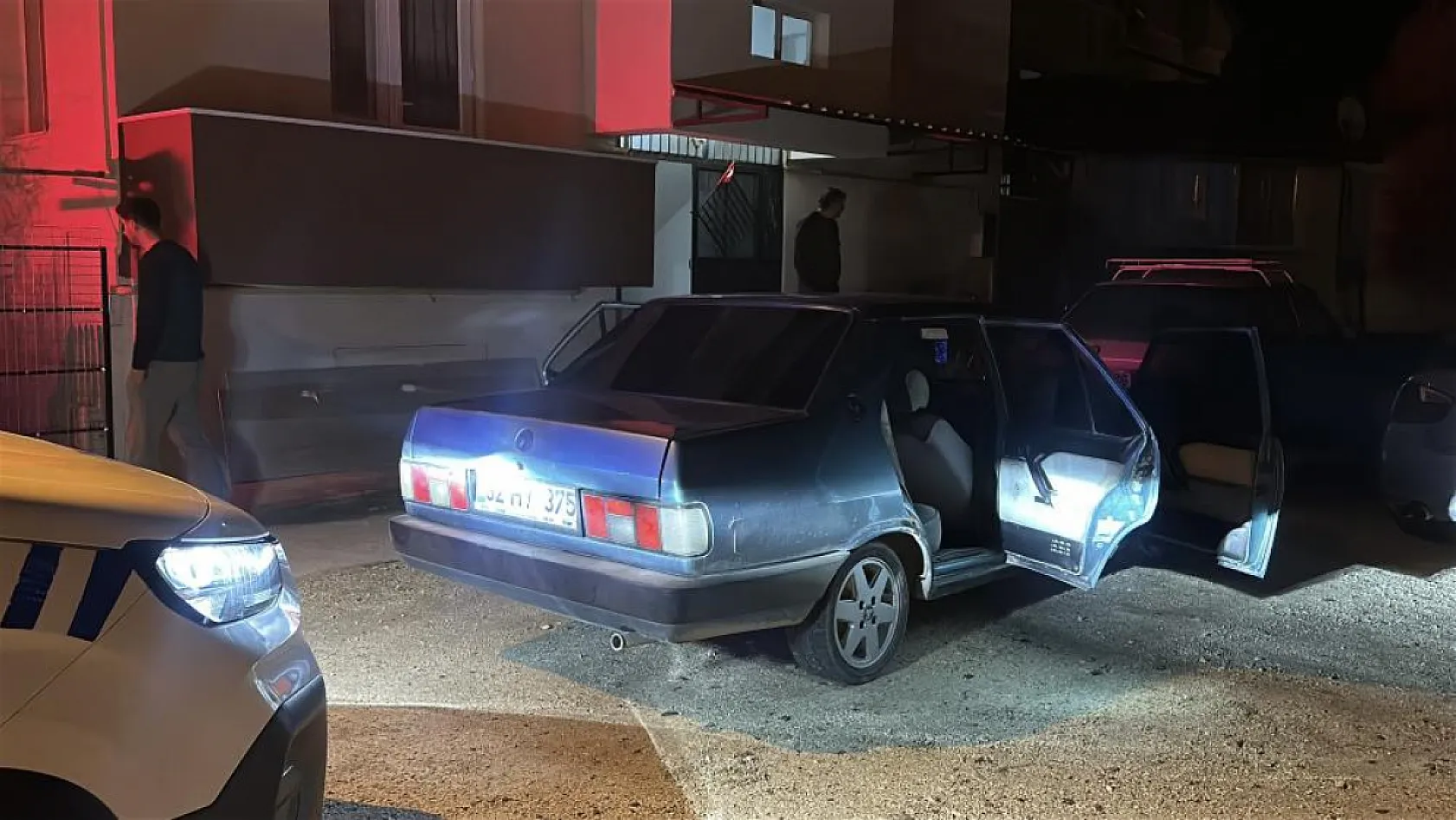 Alkollü sürücü 3 günde iki kez polisten kaçtı, yaklaşık 100 bin lira cezayı yedi