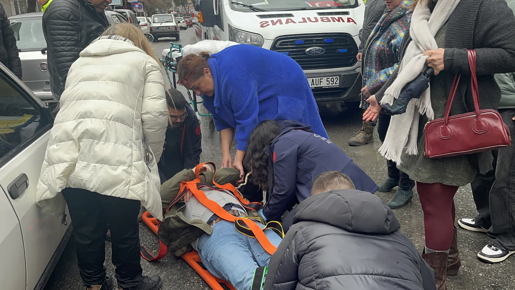Menteşe'de otomobil yayaya çarptı: 1 yaralı