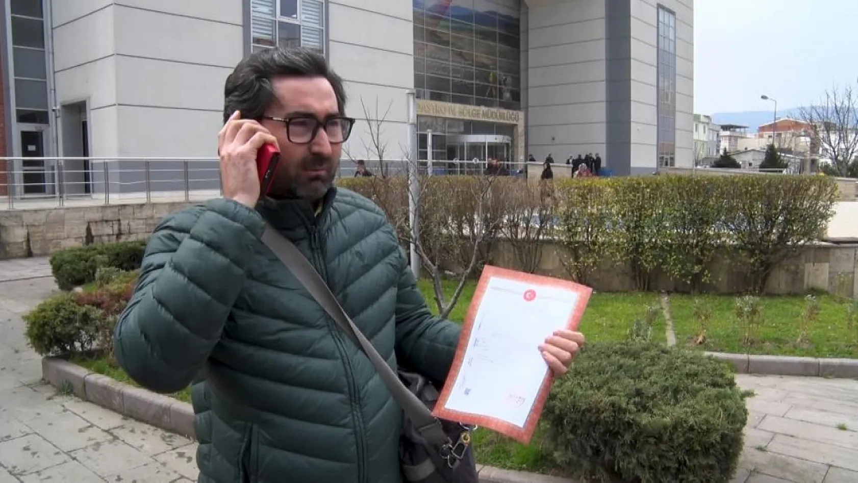 Ev alışverişinde internetteki sistem hatası yüzüne güldü, bedavaya ev sahibi oldu