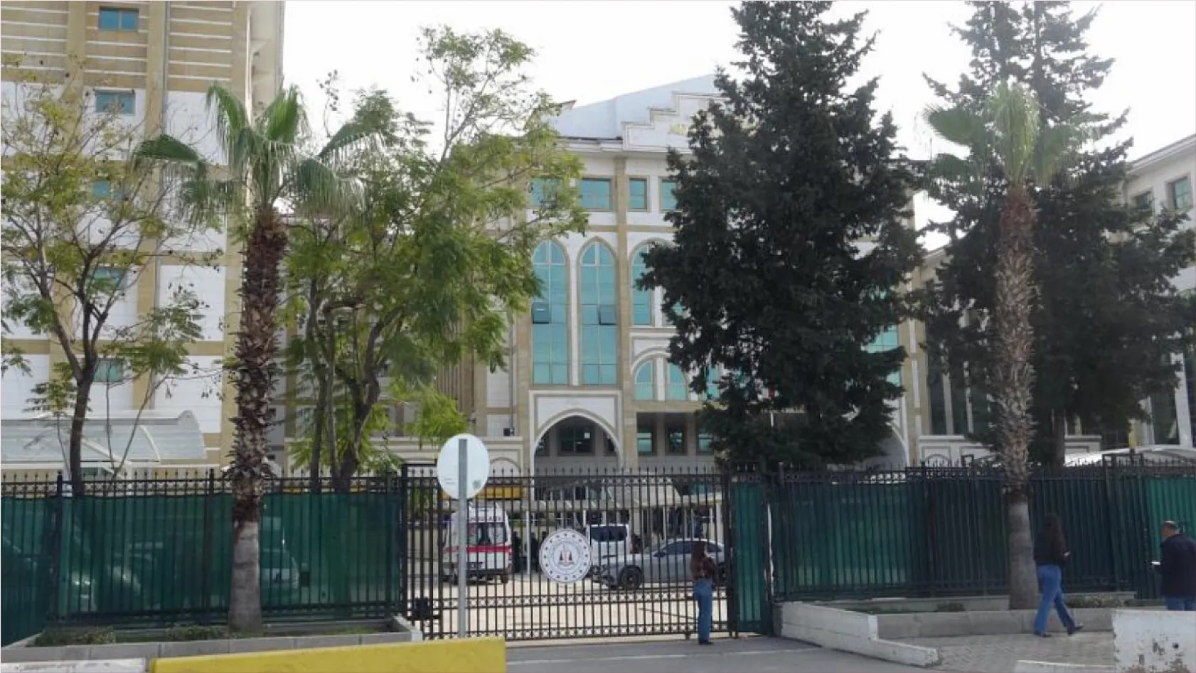 Özel güvenlik görevlisi adliyede ölü bulundu