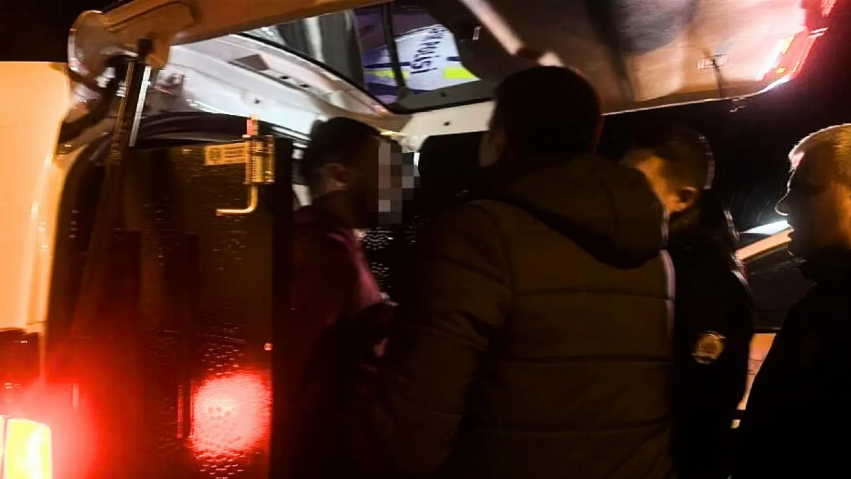 Burdur Fethiye Yolu'nda Uygulama Noktasından Kaçmak İsteyen Alkollü Sürücü Şarampole Düştü