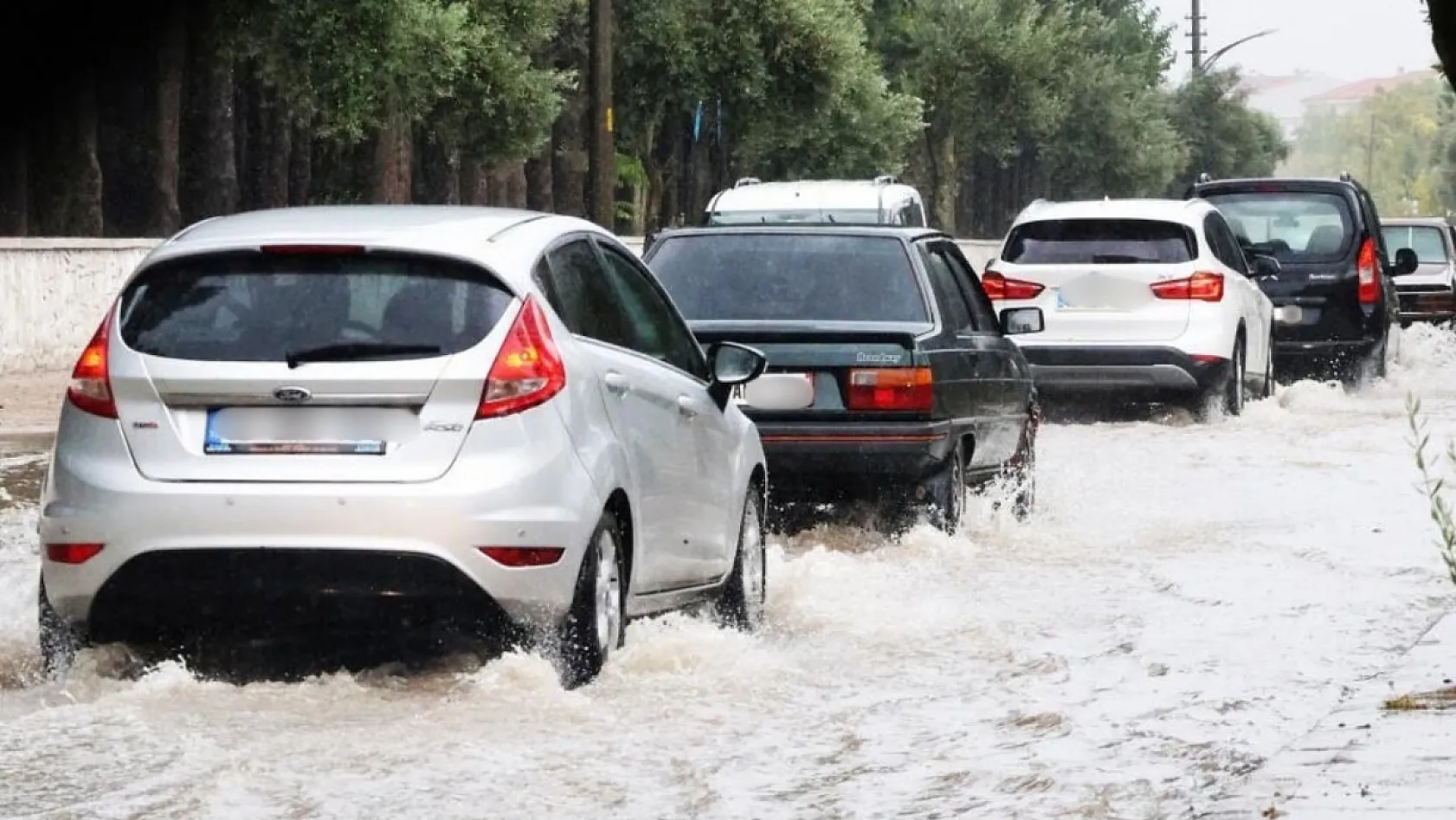 Muğla geneli sağanak ve gök gürültülü yağış uyarısı