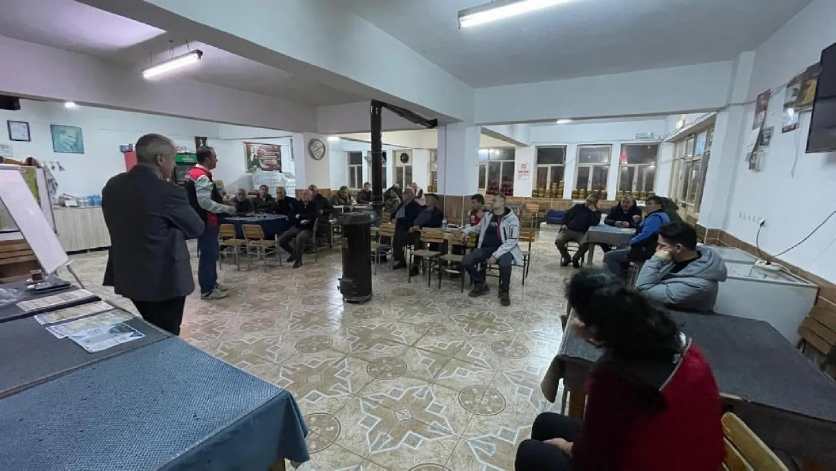 Köyceğiz'de 'çiftçi tarla okulu' eğitimi gerçekleştirildi