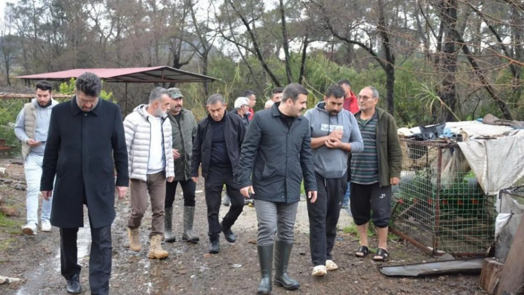 Köyceğiz Kaymakamı Kumcu, selden etkilenen bölgelerde incelemelerde bulundu