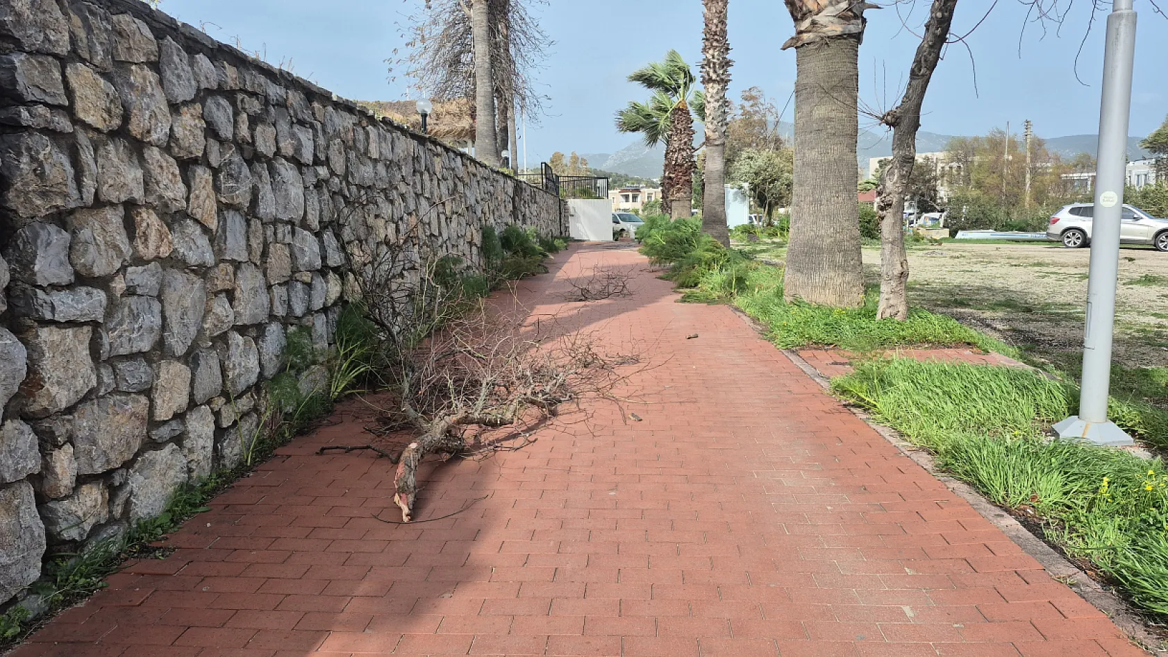Bodrum'u kuvvetli fırtına vurdu