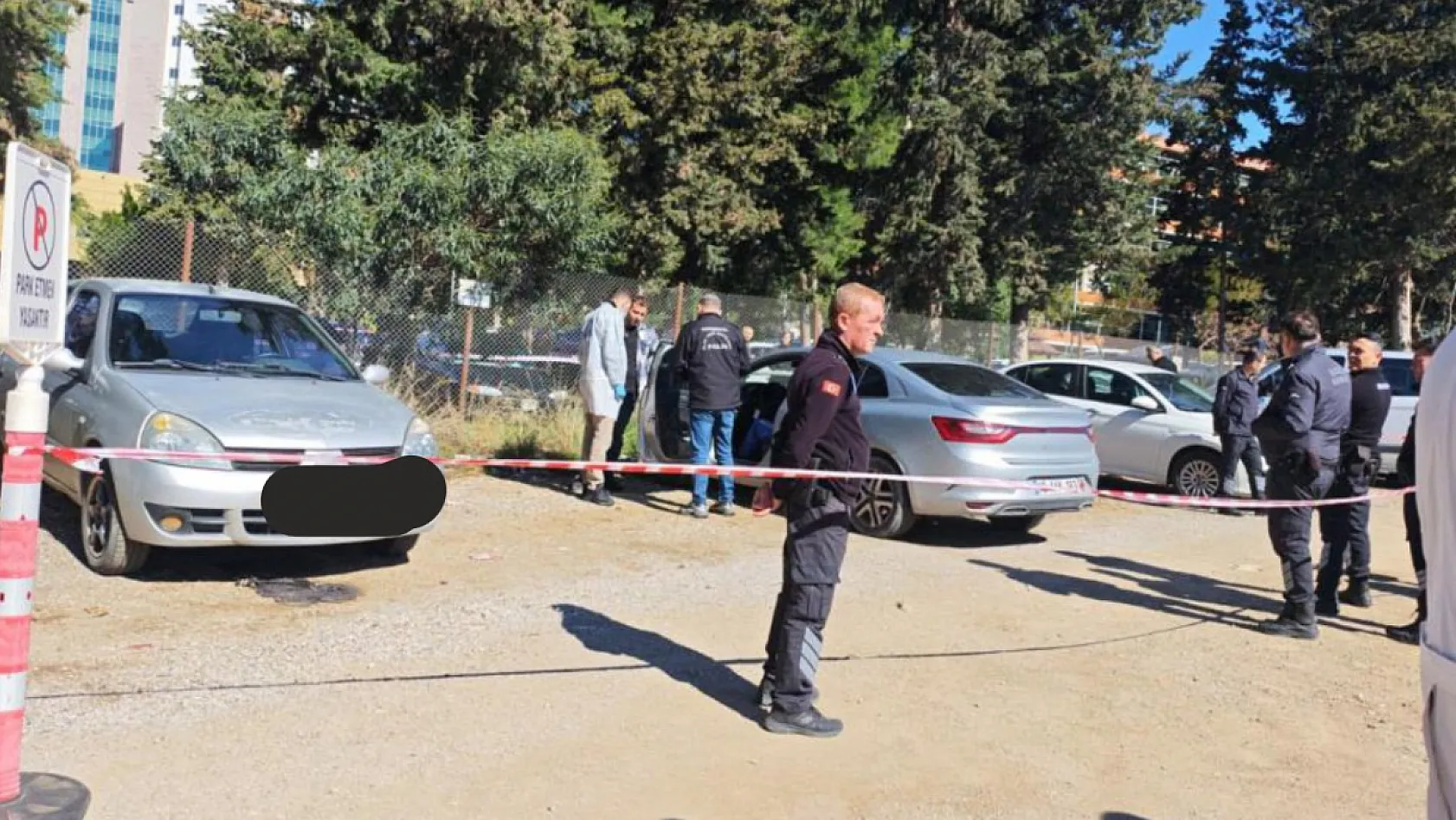 Antalya'da 32 Yaşındaki Anestezi Teknikeri Araç İçinde Ölü Bulundu