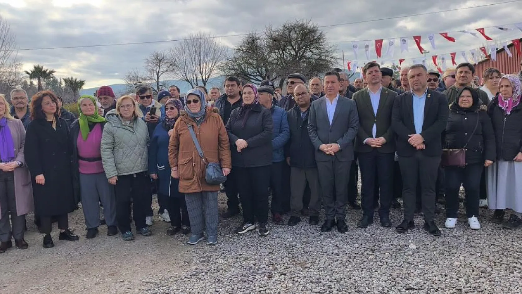 Muğla'da toprak gelecekle buluşuyor: '50 bin fidan üreticiye teslim edildi'