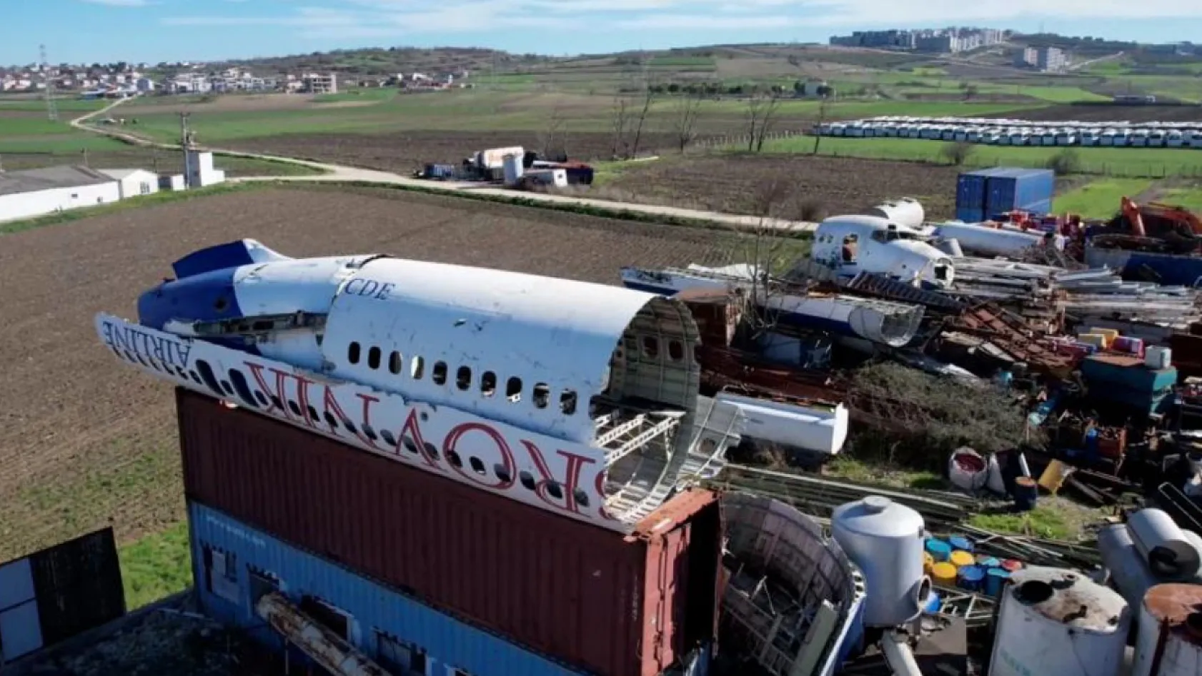Pilotlar Havadan Fark Etti! Boeing 747 Merak Uyandırıyor