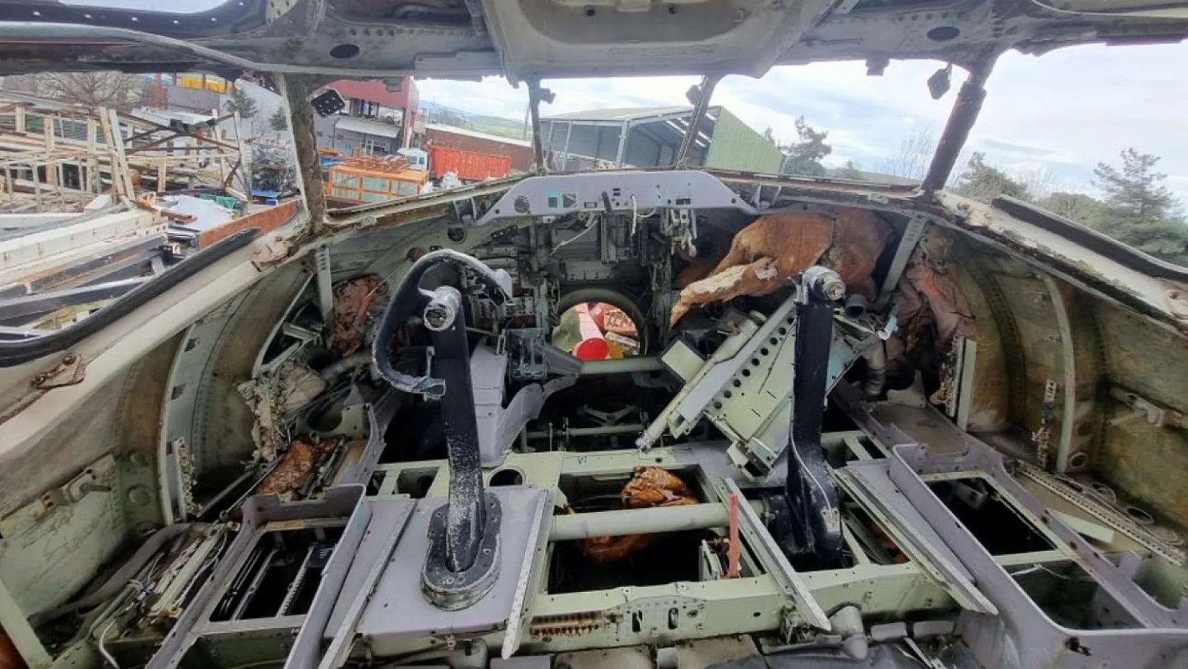 Pilotlar Havadan Fark Etti! Boeing 747 Merak Uyandırıyor