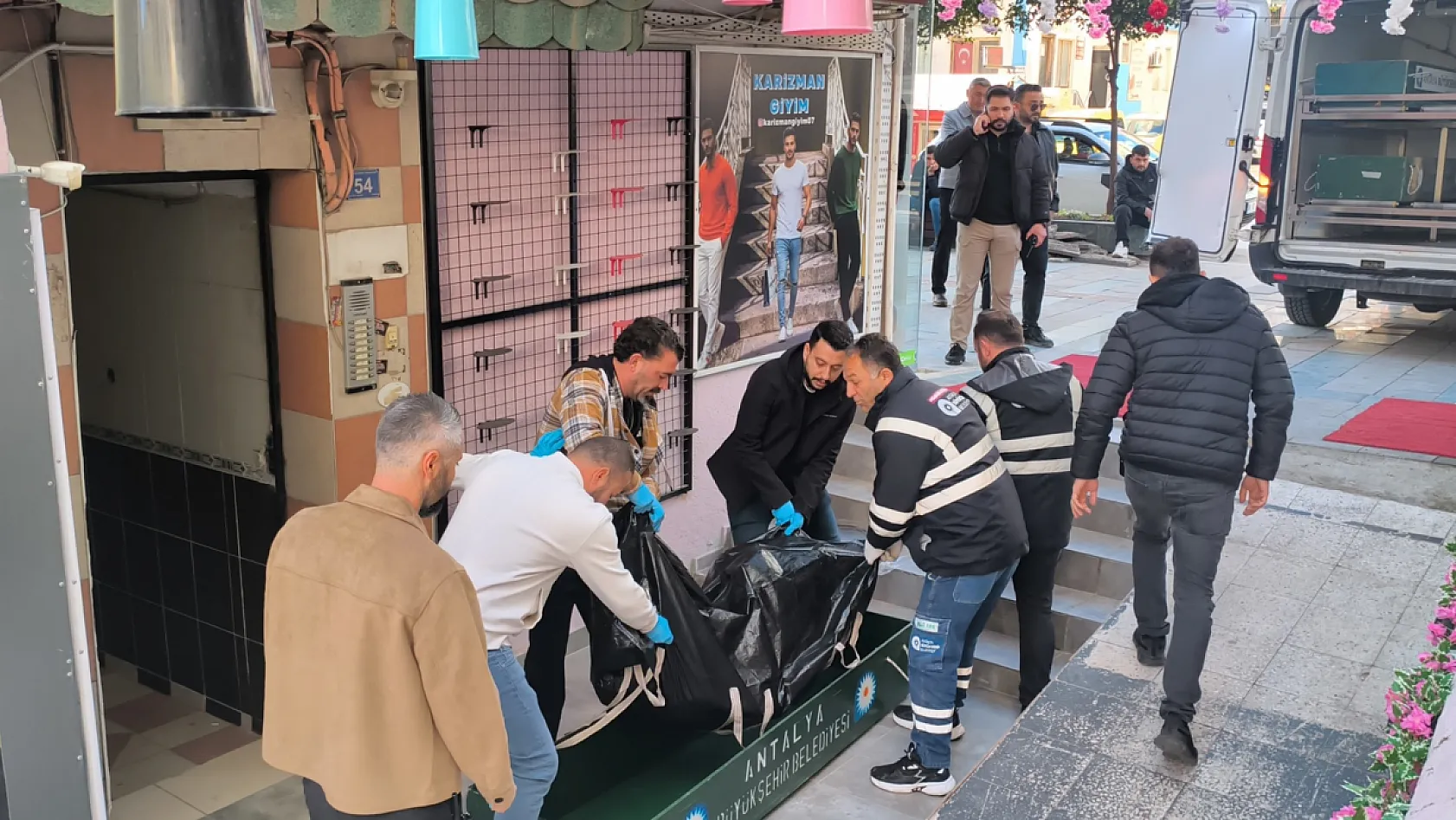 Alacak verecek tartışması cinayetle sonuçlandı