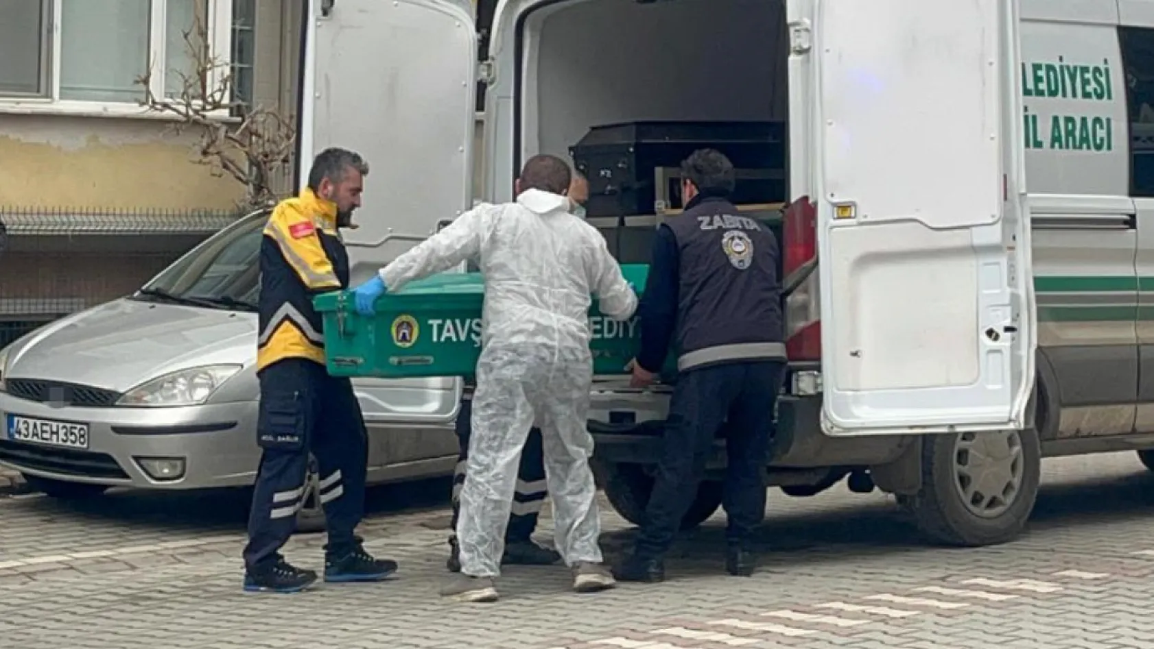 Şüpheli Ölüm: Cadde Üzerinde Hareketsiz Bulundu