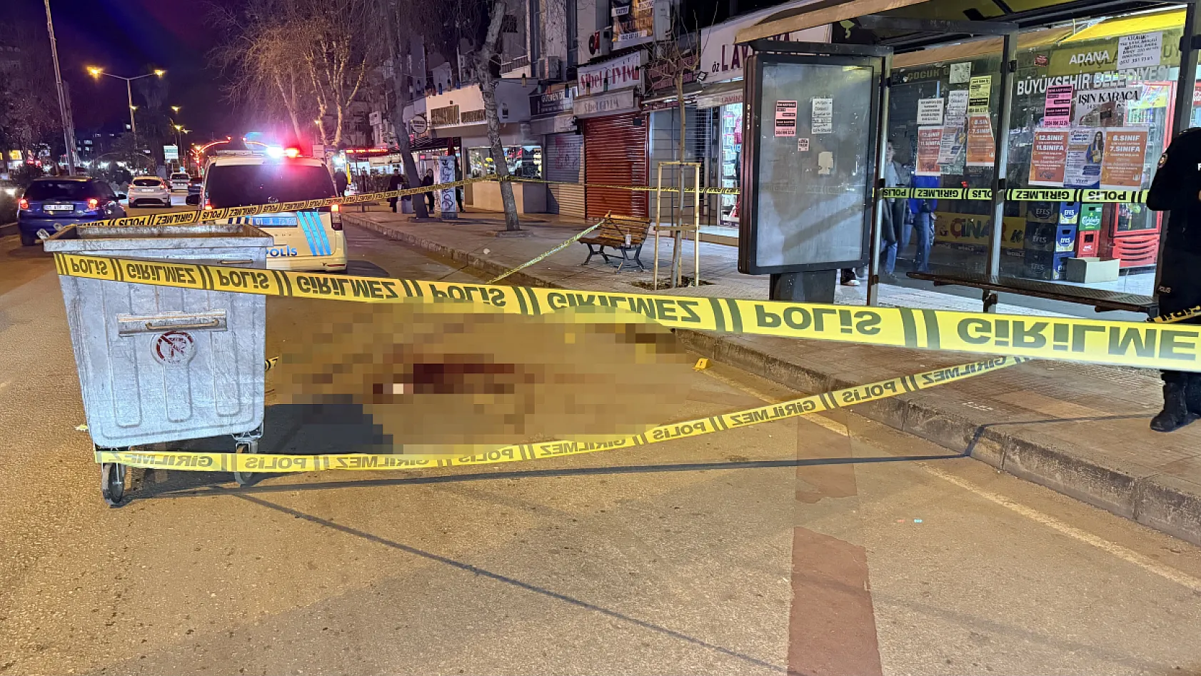 Otobüs beklerken husumetlisi tarafından tabancayla vuruldu