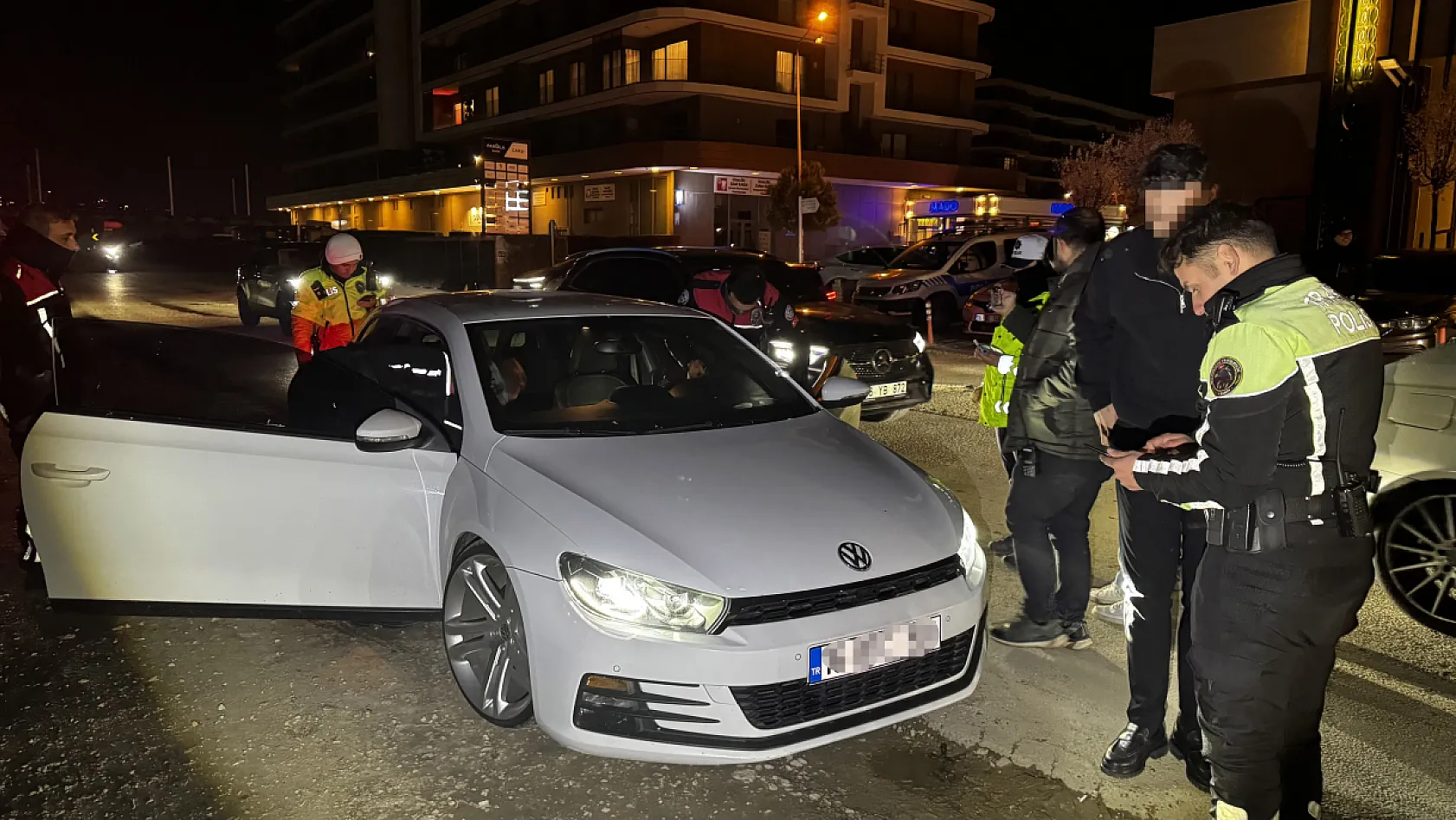 Polis bastırdı, gürültü azaldı: Lüks semtte denetimler sonuç verdi