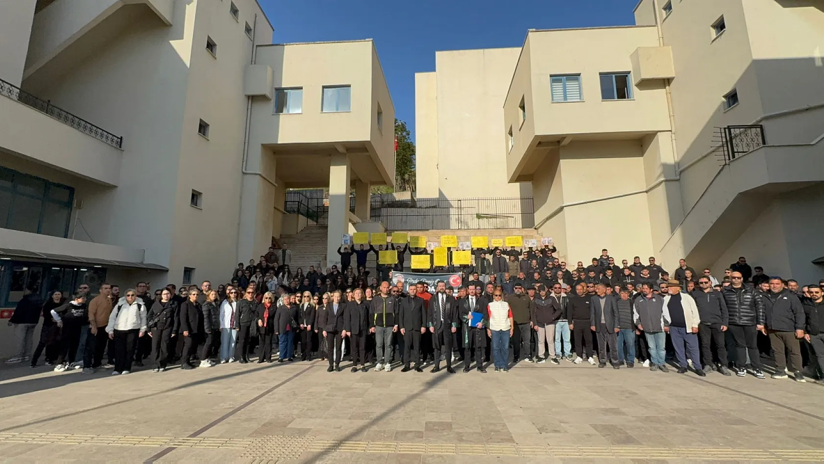 Marmaris'te Arda Deniz Onat davası başladı 'Adalet İstiyoruz'