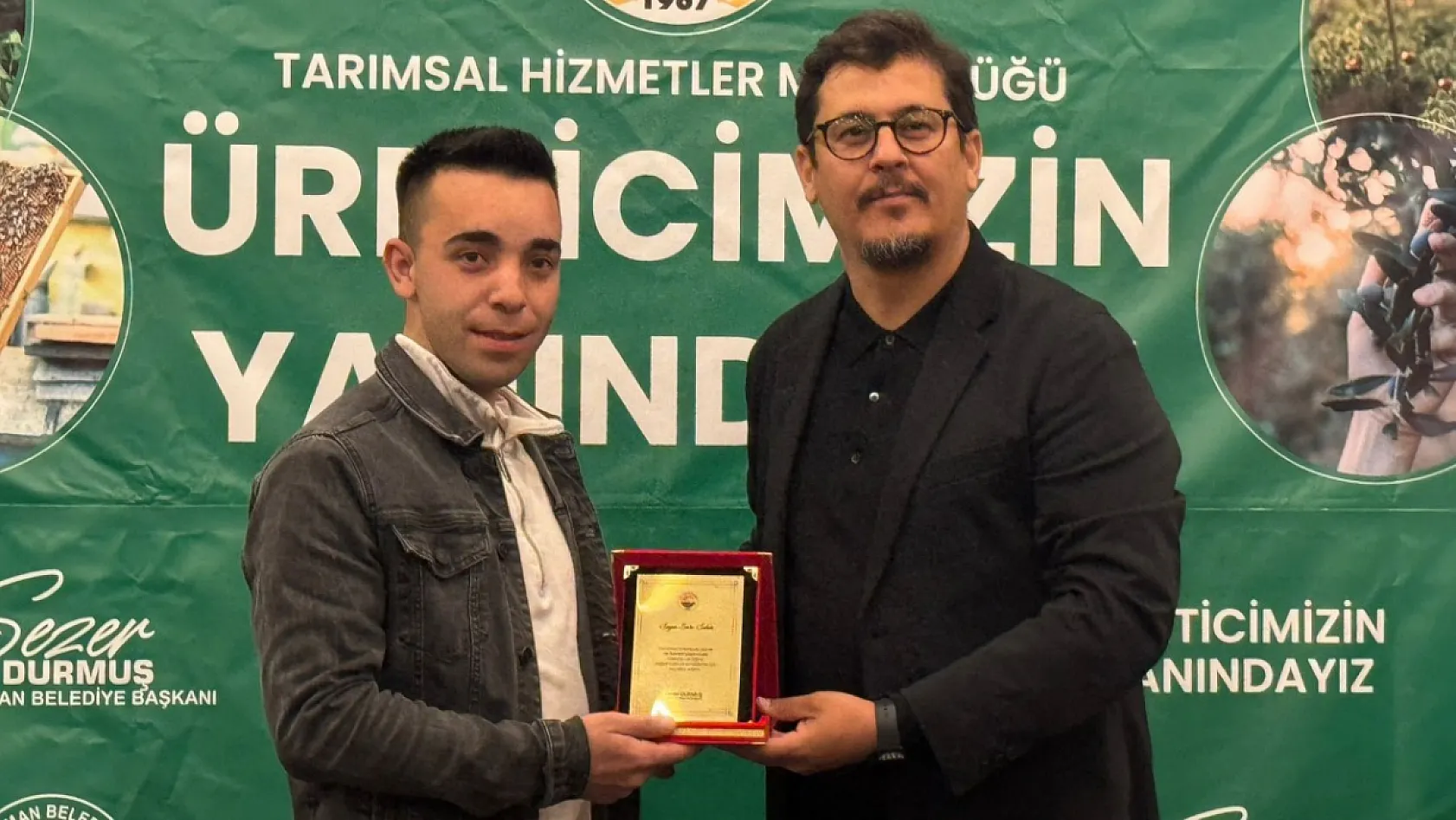 Dalaman Belediyesi'nden genç arıcılara kovan desteği