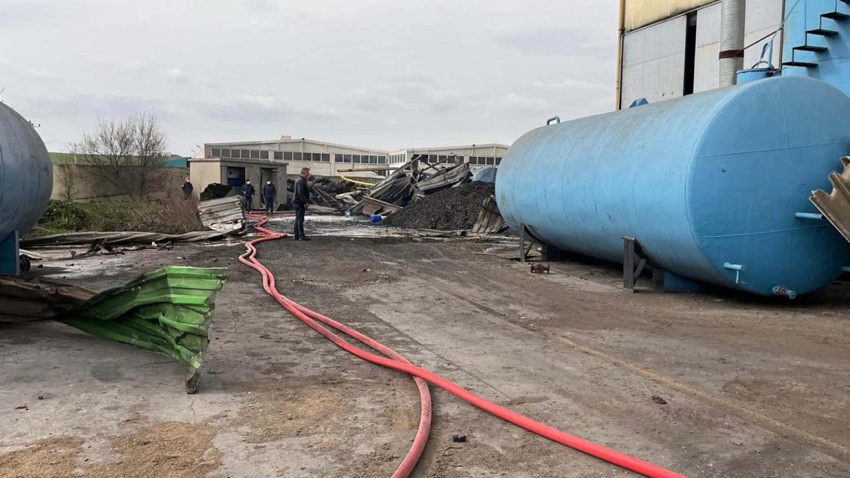 Yağ fabrikasında patlama: 1 işçi hayatını kaybetti