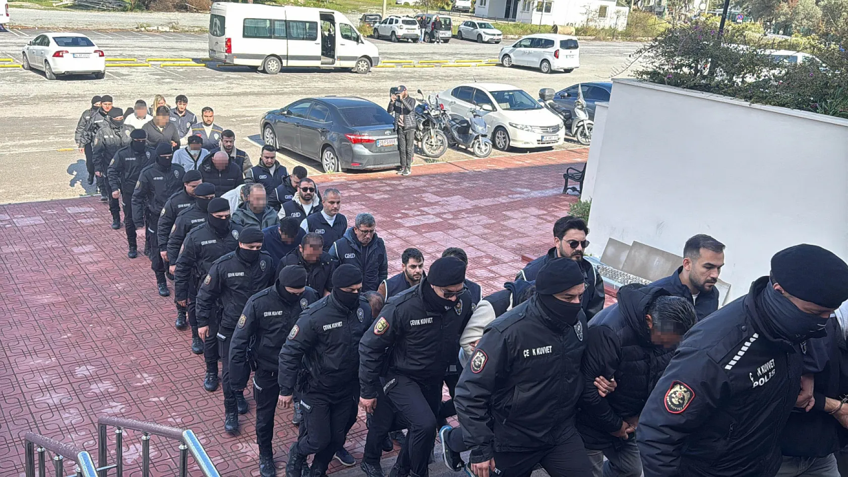 Bodrum Yalıkavak açıklarında göçmen faciası: 16 şüpheli adliyede