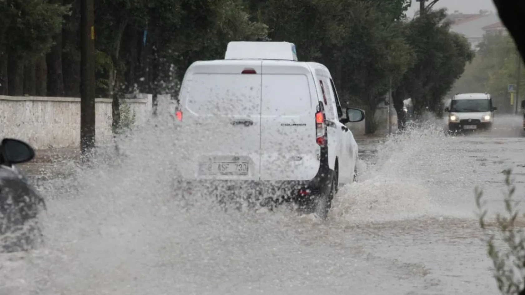 Muğla'ya Kuvvetli Yağış ve Kar Uyarısı! Menteşe, Yatağan ve Kavaklıdere Dikkat