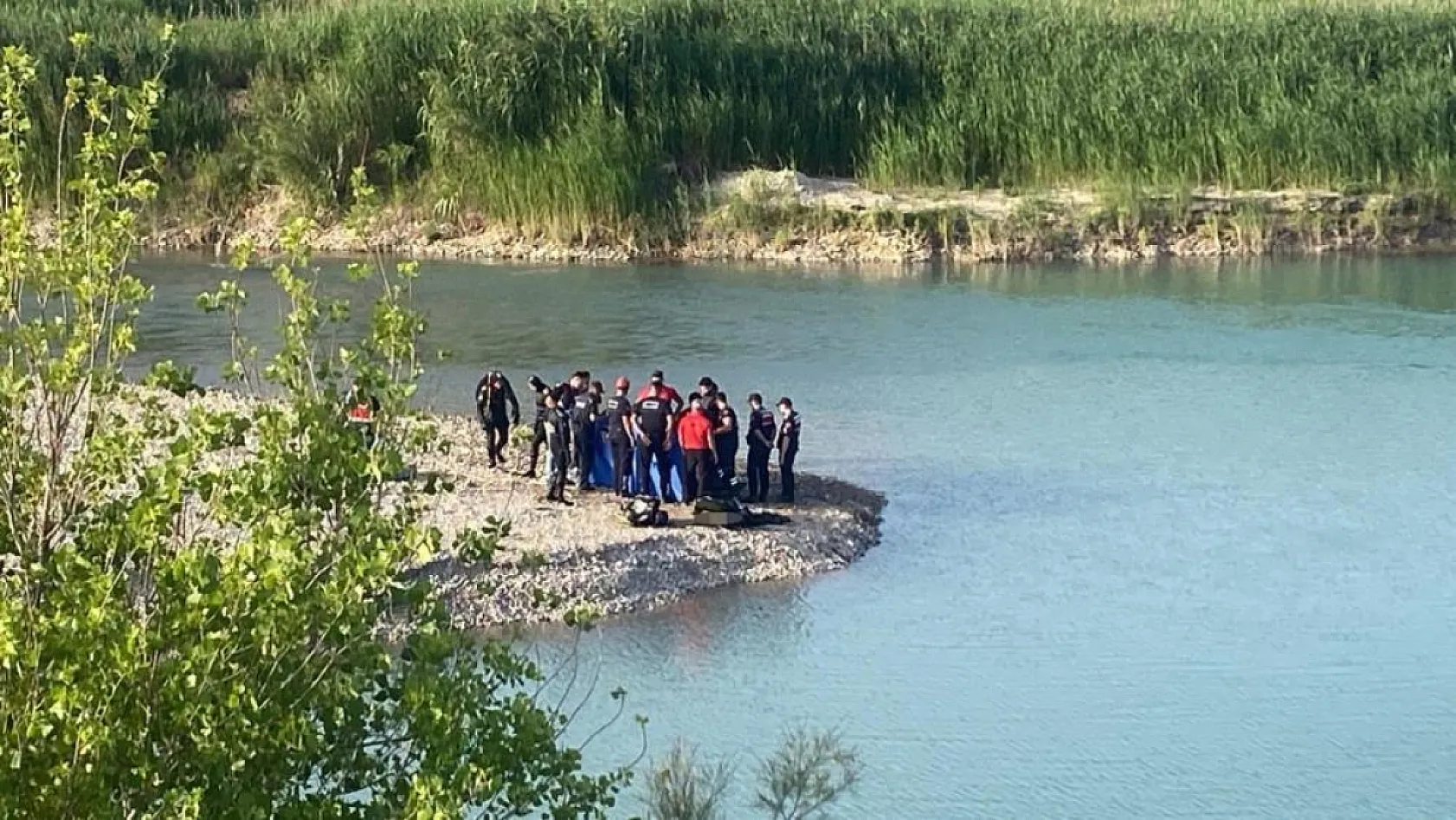 Antalya'da akıntıya kapılarak kaybolan gencin cansız bedenine ulaşıldı