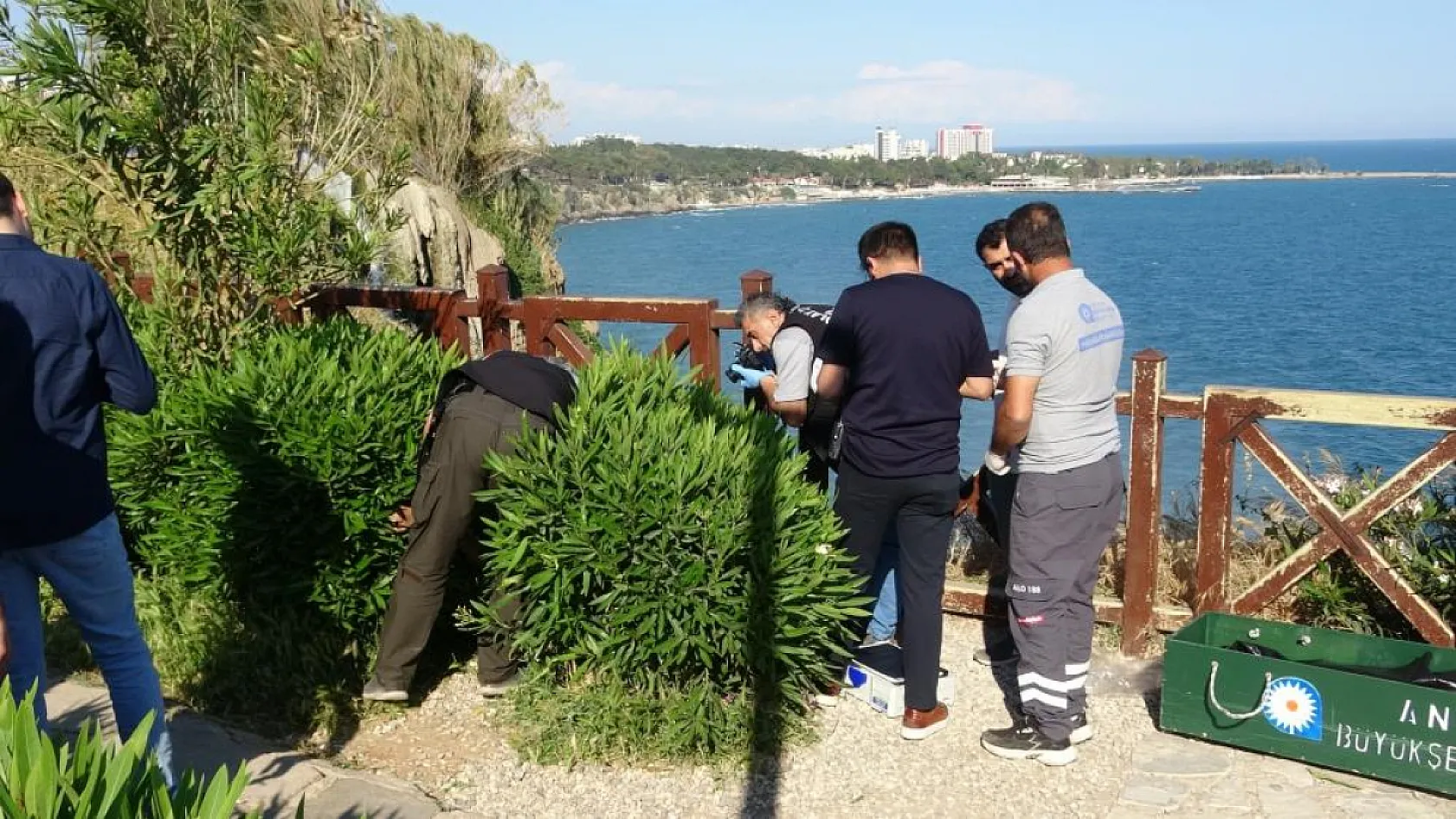 Antalya'da 40 metrelik falezlerden düşen şahıs hayatını kaybetti