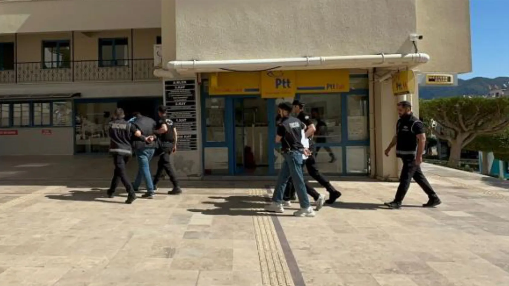 Marmaris'te 'gözlükçü kurşunlama' olayında 9 tutuklama