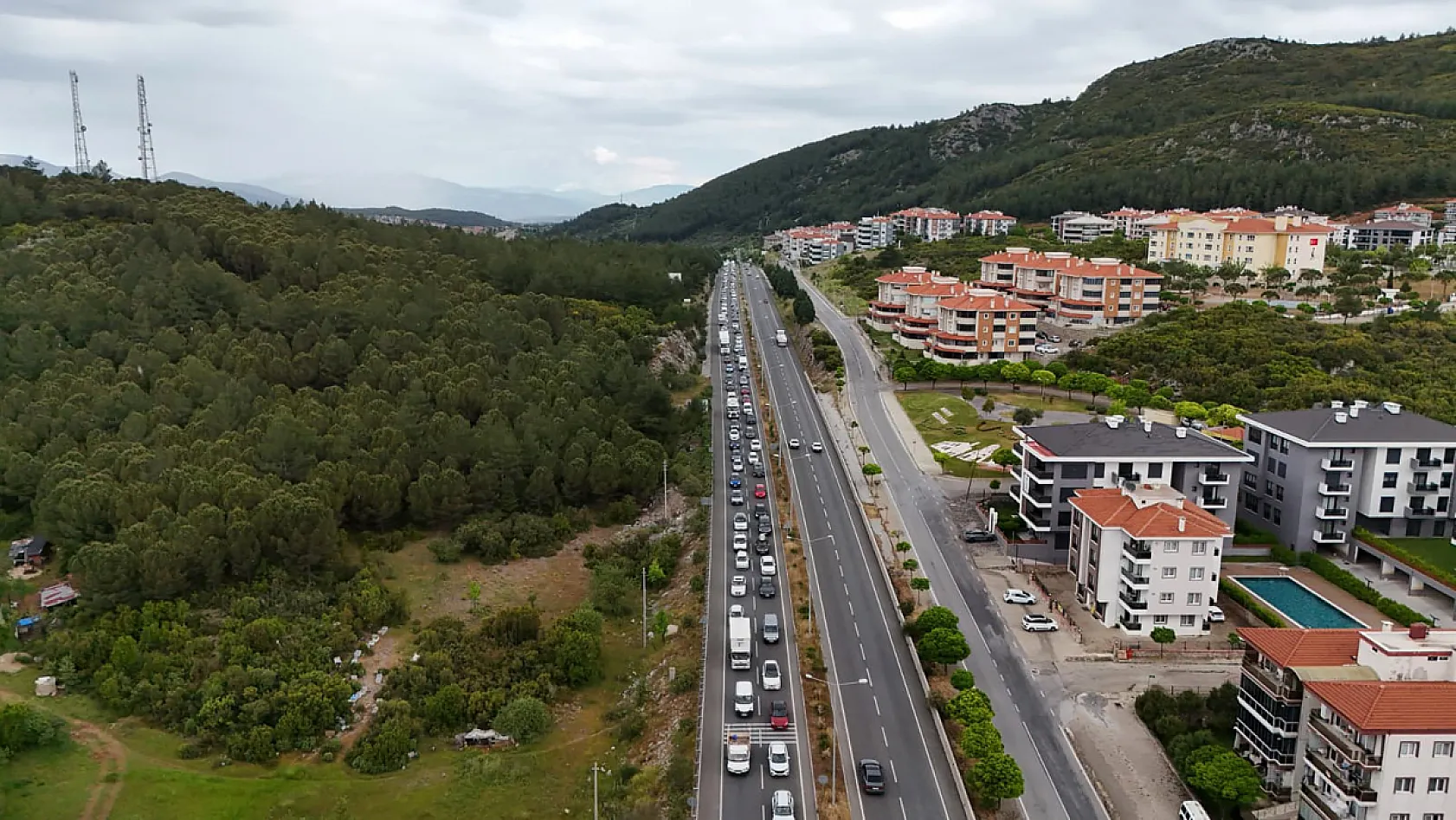 Bayram tatilinin adresi Muğla: Oteller dolu, yollar kilit