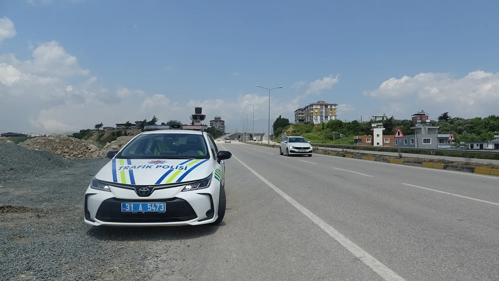 İlk kez ceza yiyen sürücü 4 bin TL'lik hız cezası için polis ekiplerini tebrik etti