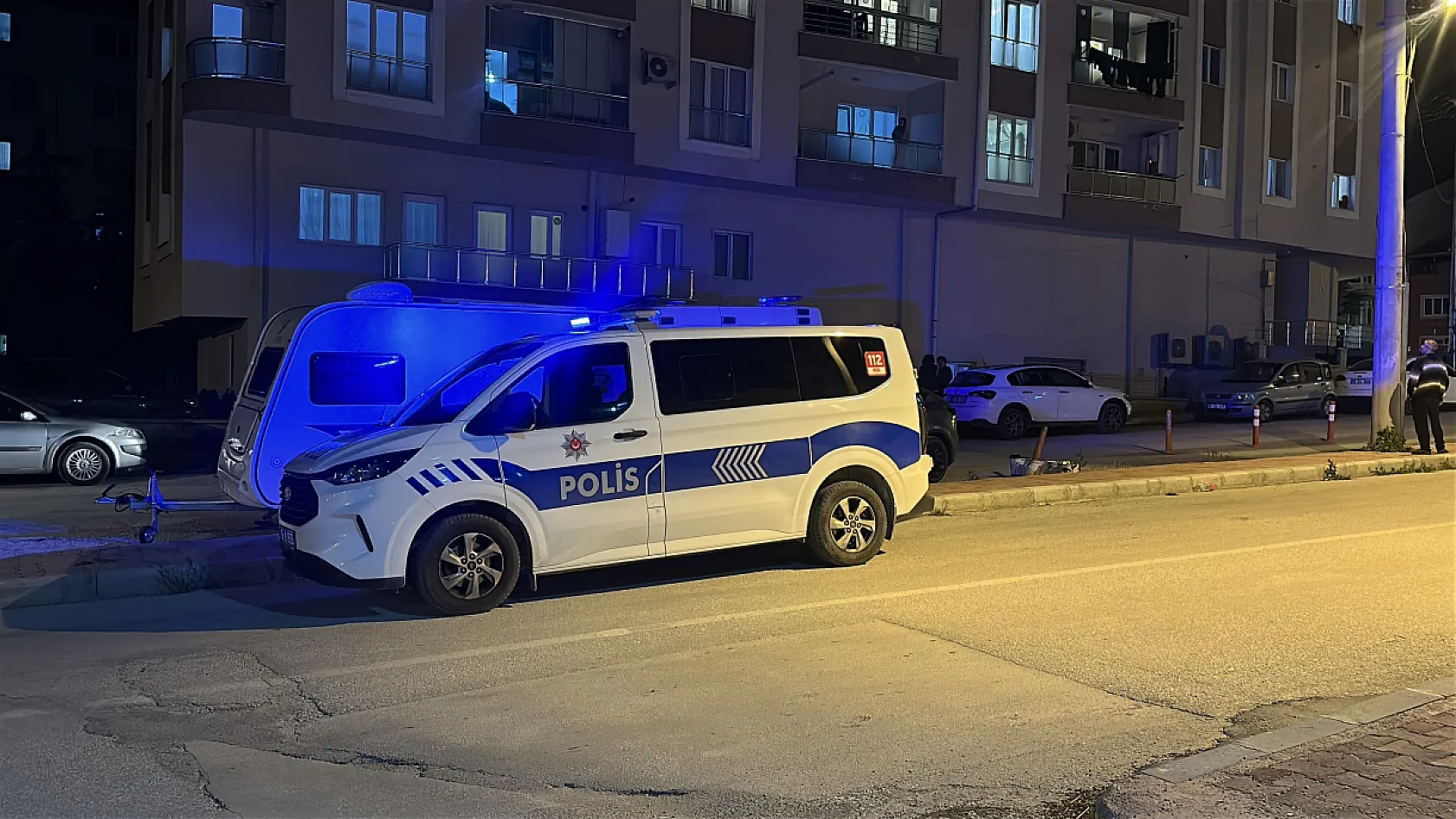 Yalnız yaşayan adam evinde ölü bulundu