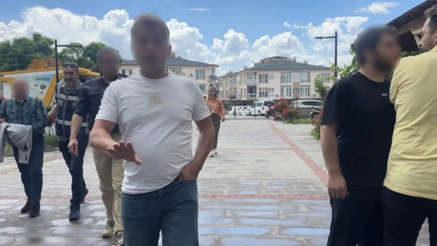 Burdur'da '14 yaşındaki çocuk intihar girişiminde bulundu' iddiasının ardından taciz çıktı