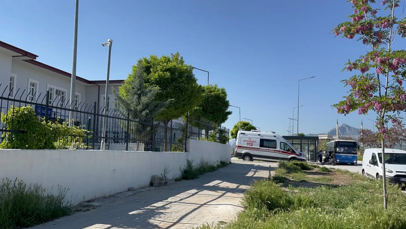 Burdur'da Üniversite Öğrencisi Yurt Binasından Düşerek Hayatını Kaybetti