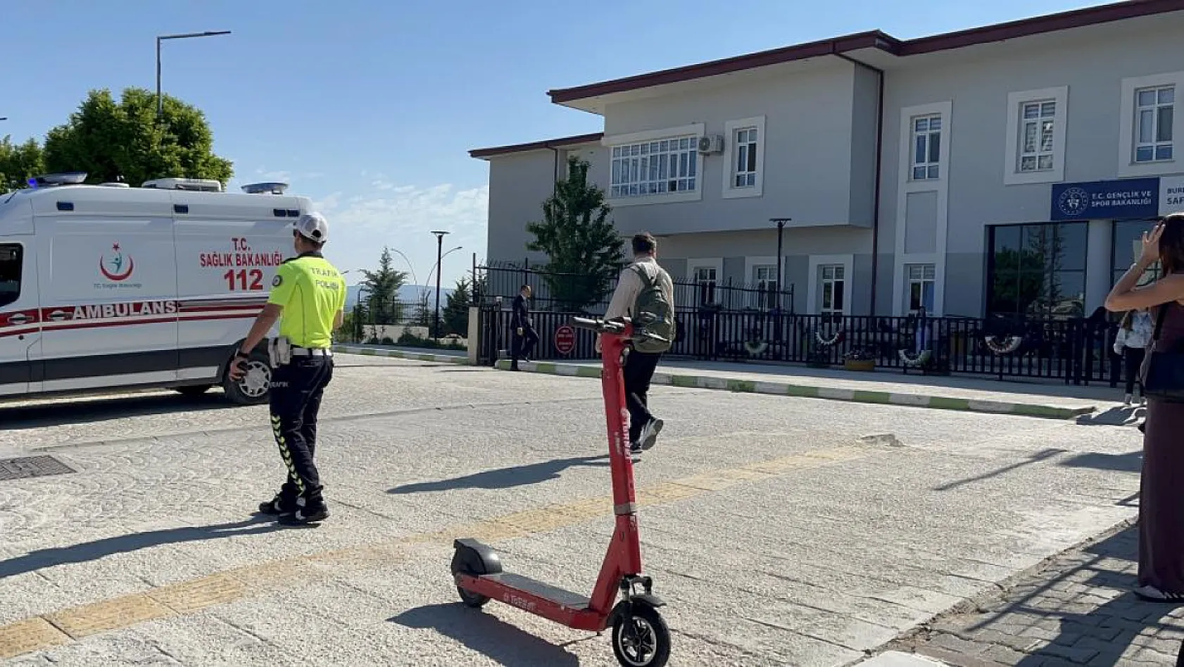 Burdur'da Üniversite Öğrencisi Yurt Binasından Düşerek Hayatını Kaybetti