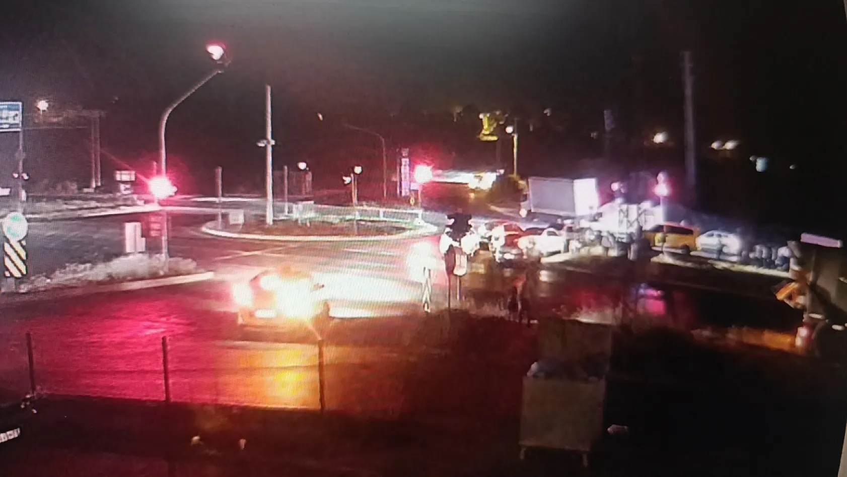 Kamyona arkadan çarpan motosiklet sürücüsü hayatını kaybetti