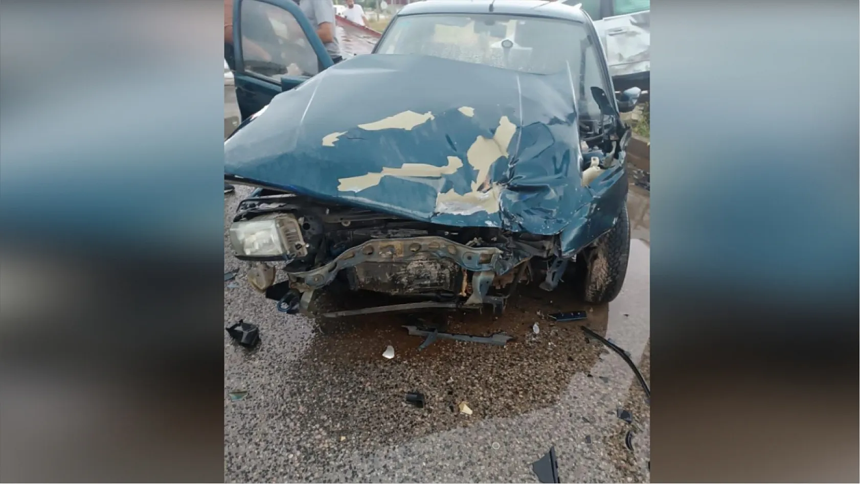 Kavşakta Feci Çarpışma! 2 Kişinin Durumu Ağır