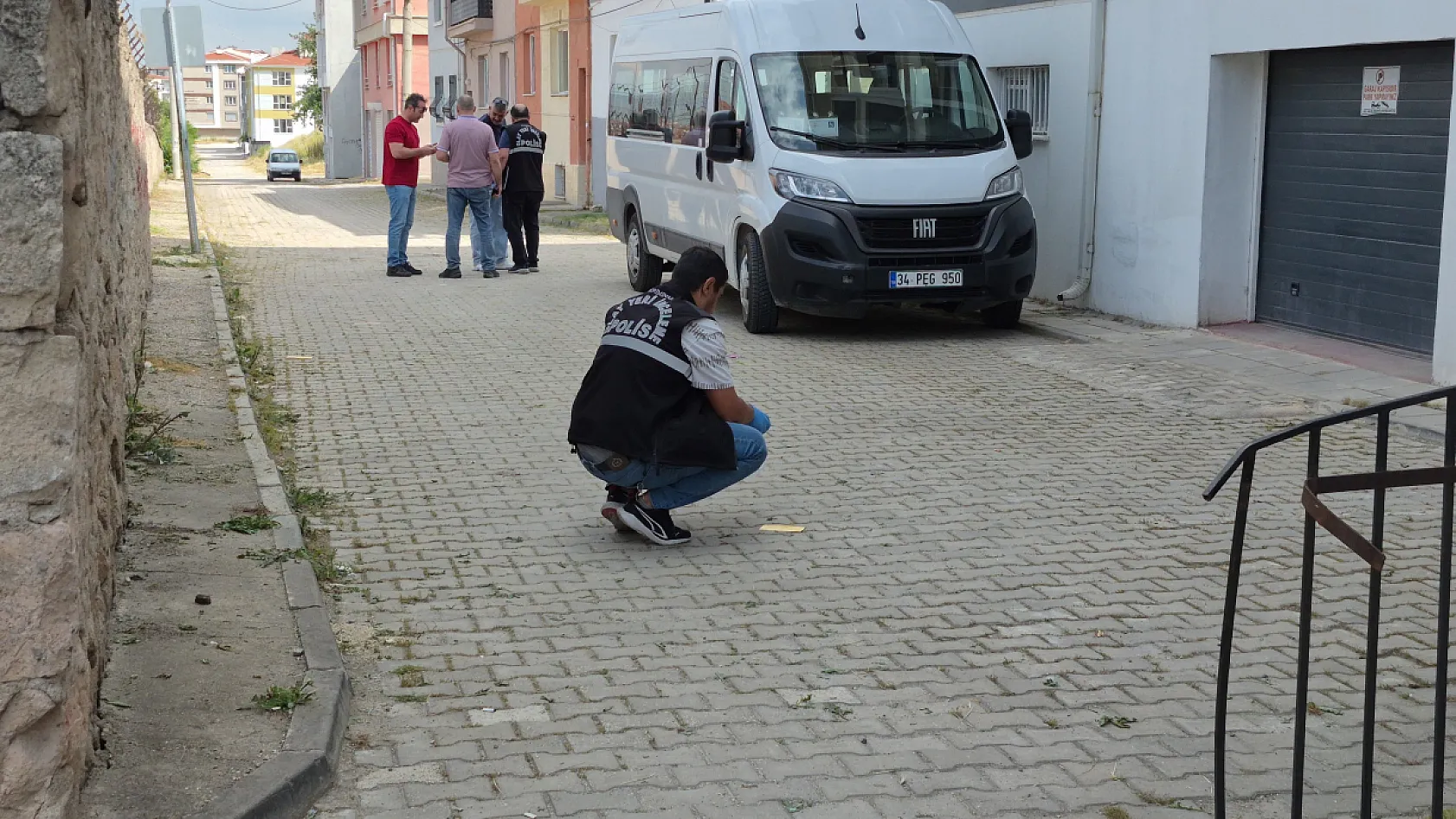 17 yaşındaki çocuk, bir kişiyi pompalı tüfekle vurdu