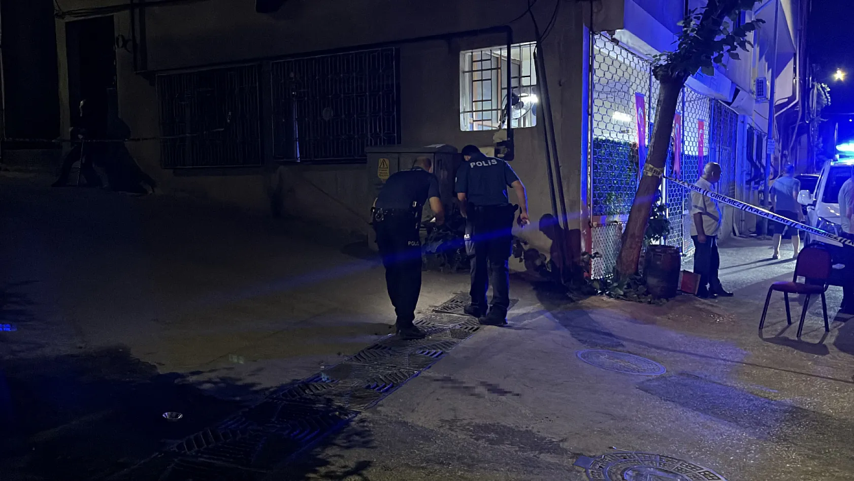Kahve masasında başlayan tartışma kanlı bitti: 2 yaralı