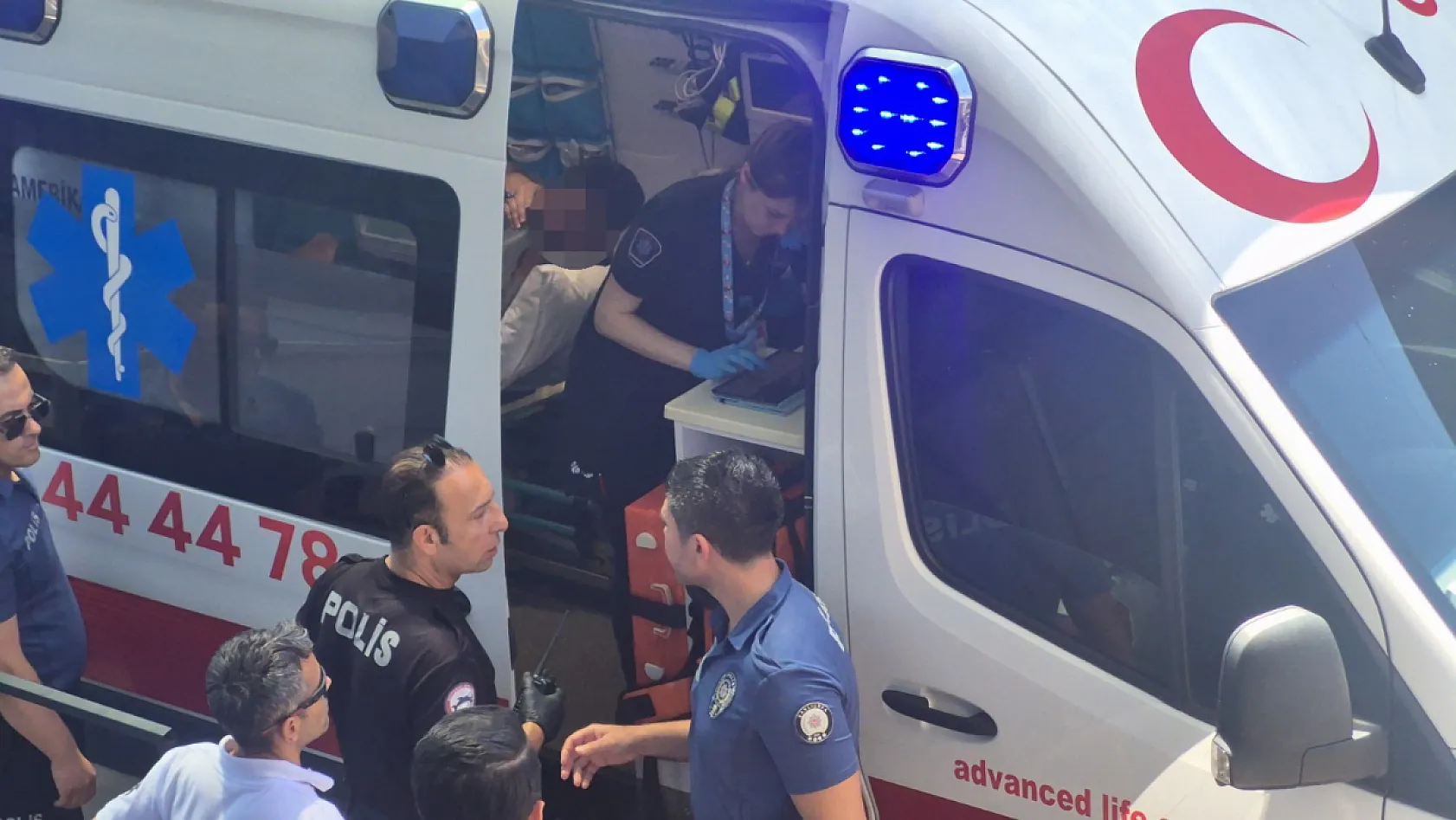 Bodrum'da bıçaklı saldırgan paniği