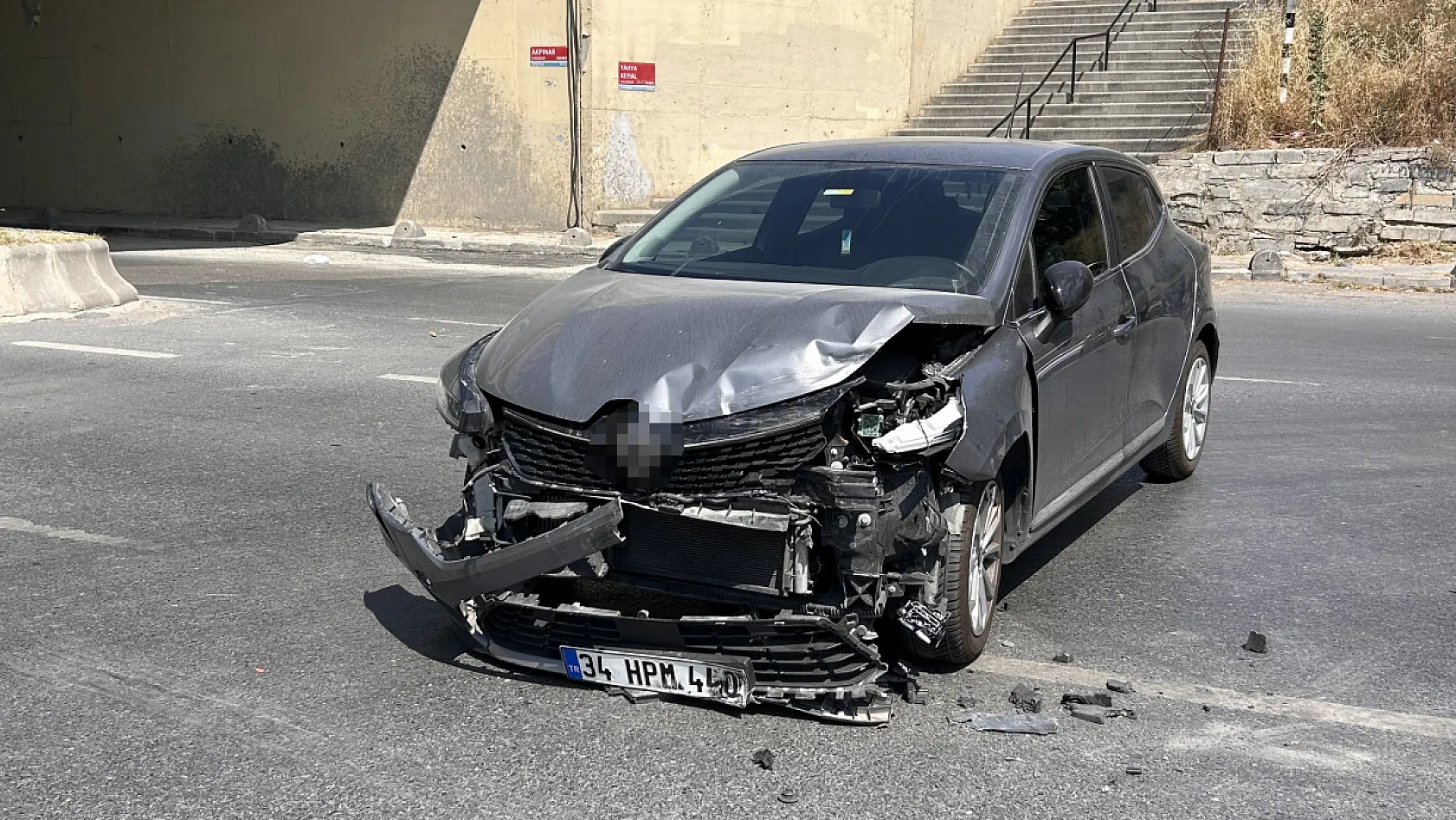 Kırmızı ışıkta geçerek kazaya neden oldu, gözyaşlarına boğulan genci babası böyle teselli etti