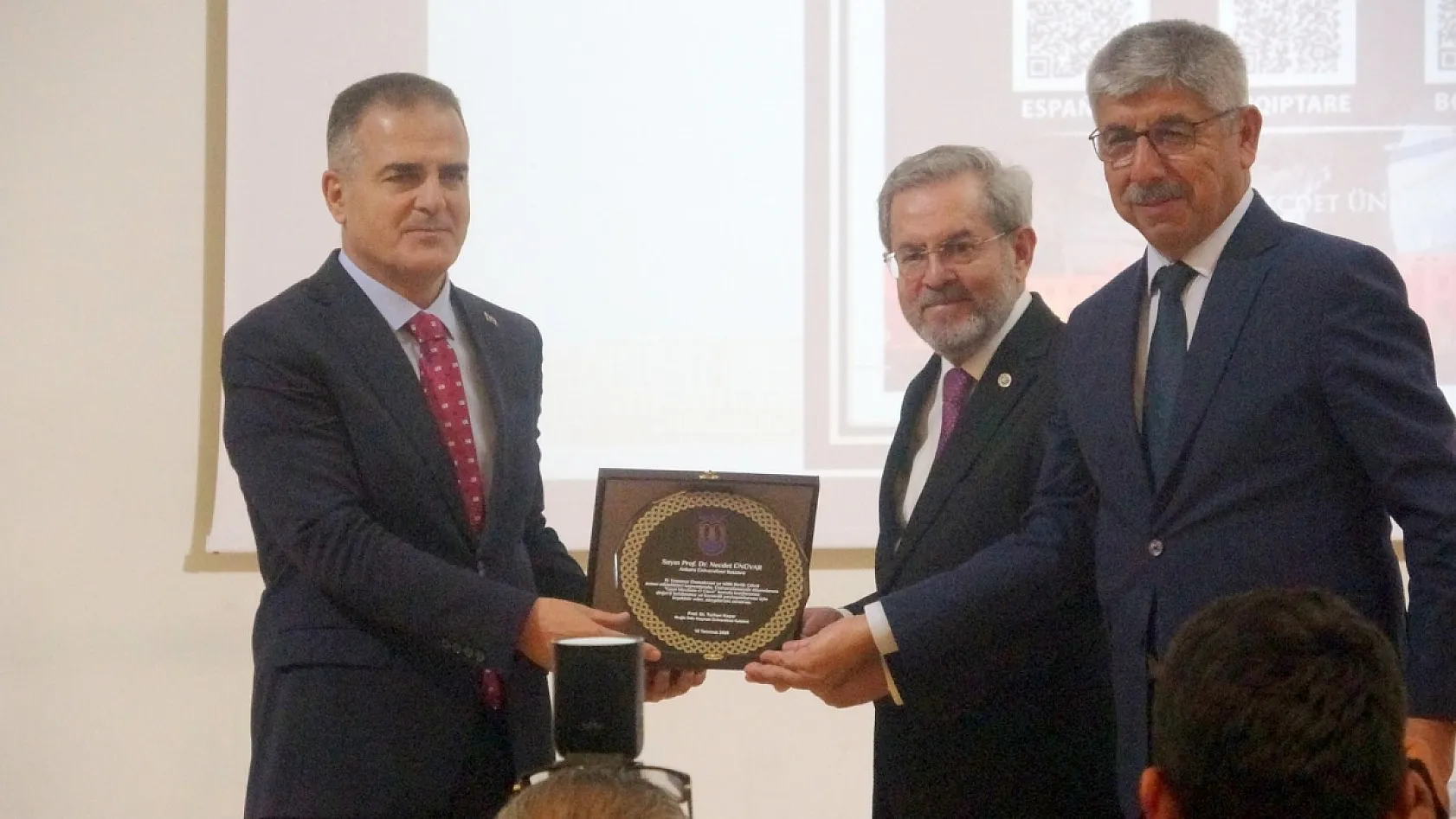Muğla'da 'Gazi Mecliste O Gece' söyleşisi 15 Temmuz ruhu anlatıldı
