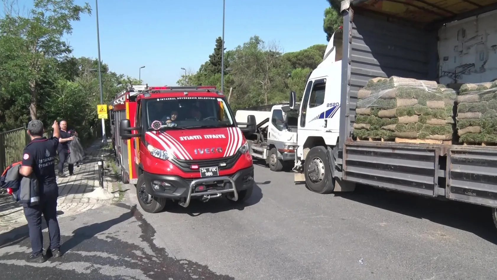 Forklift evin bahçesine uçtu: Sürücü hayatını kaybetti