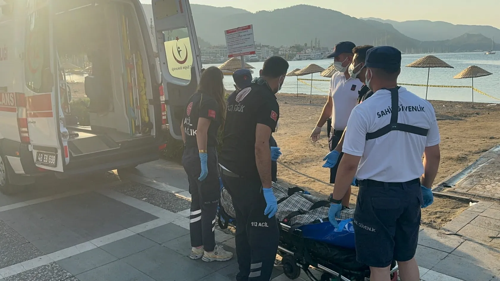 Marmaris'te denizde erkek cesedi bulundu