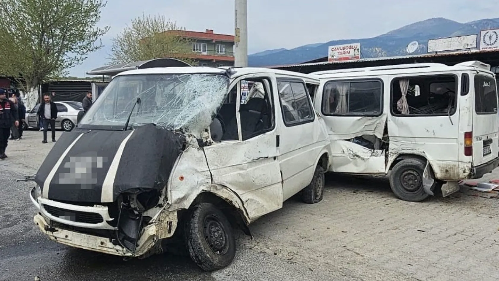 Aydın'da zincirleme trafik kazası: 1 ölü, 2 yaralı