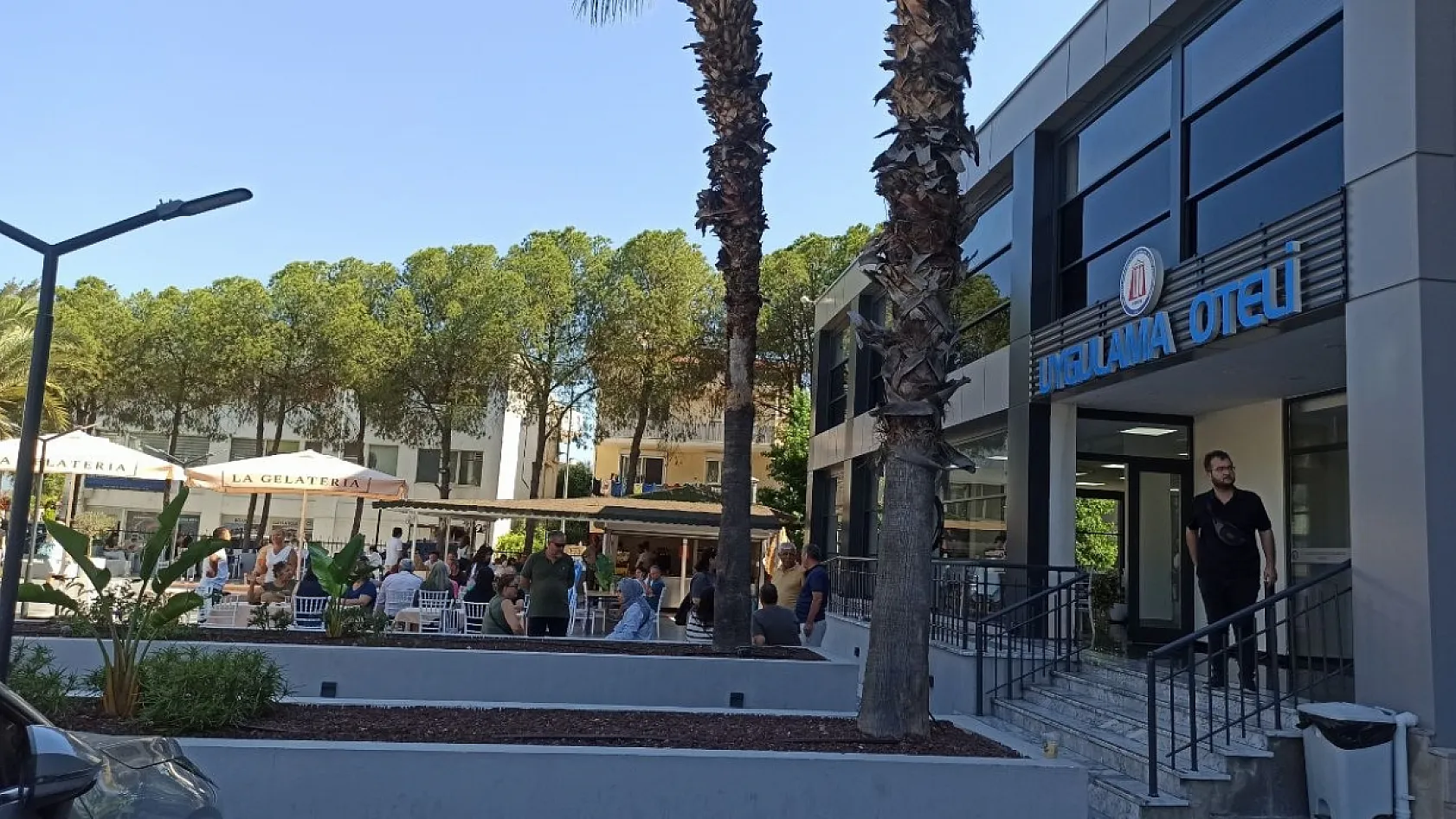 Fethiye'de AYT Heyecanı Başladı: Üniversite Adayları İkinci Oturum İçin Sınava Girdi