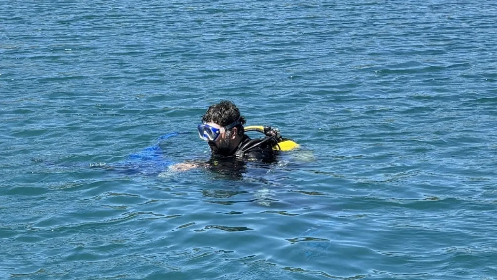 Fethiye'de deniz dibi temizliği yapıldı