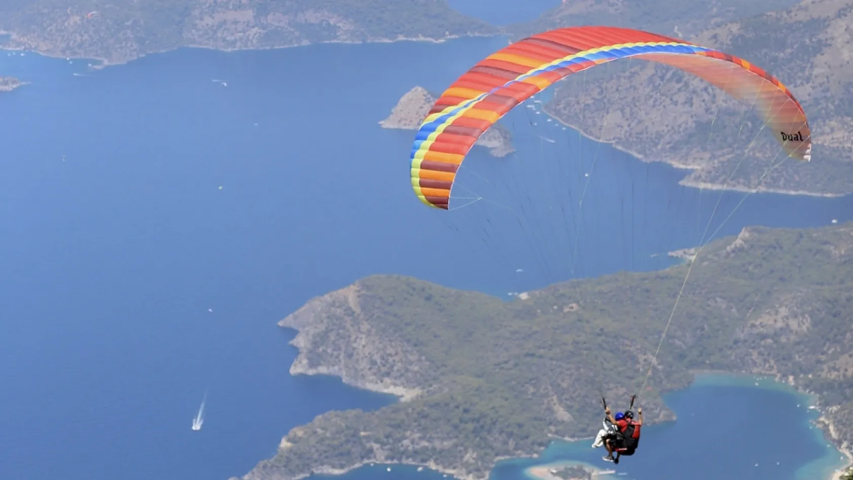 Babadağ'dan yılın ilk yarısında 57 bin 863 yamaç paraşütü uçuşu yapıldı