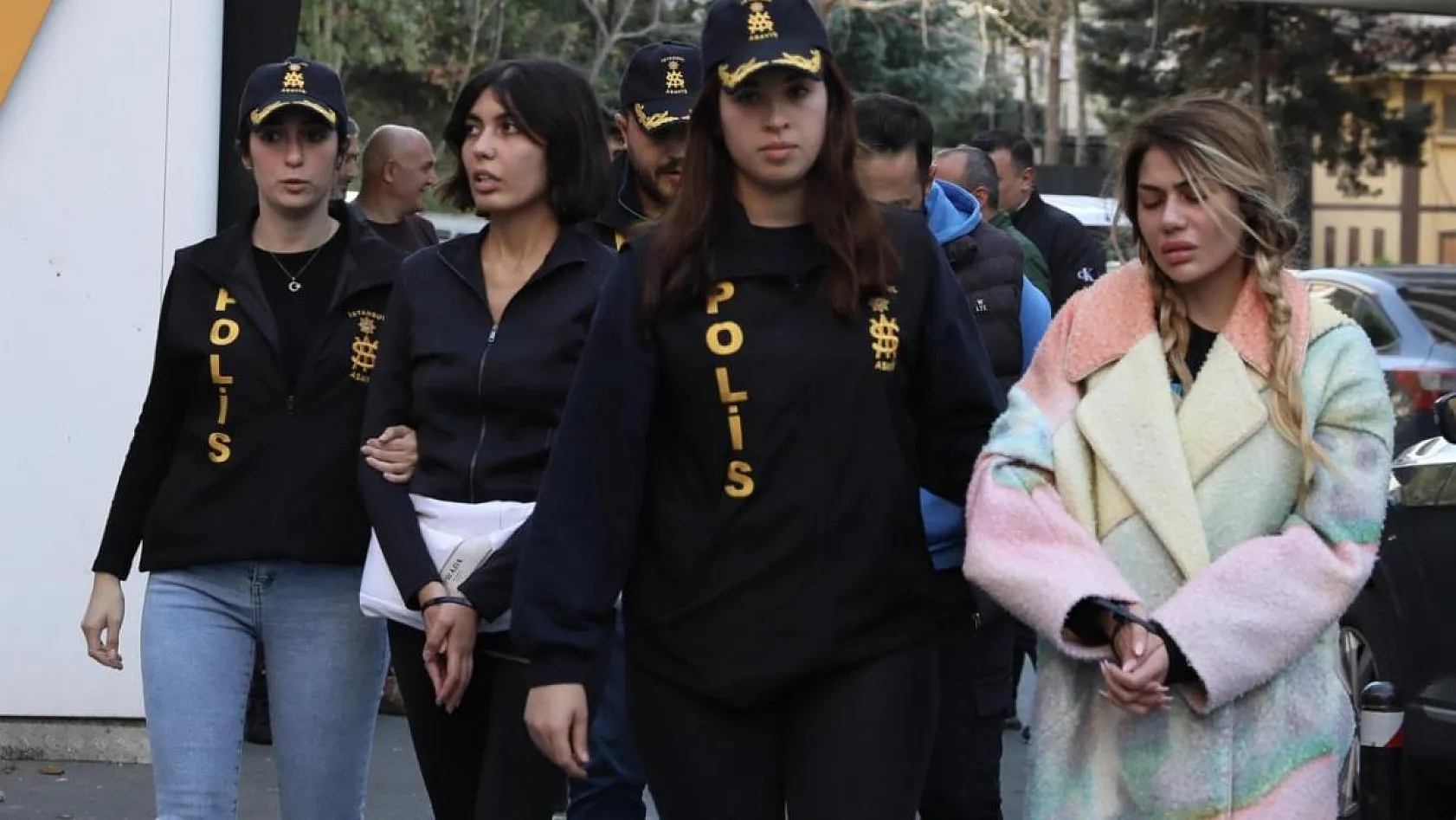 Bahar Candan ve Nihal Candan'ın kabarık suç kayıtları: Çetenin vitrini olmuşlar