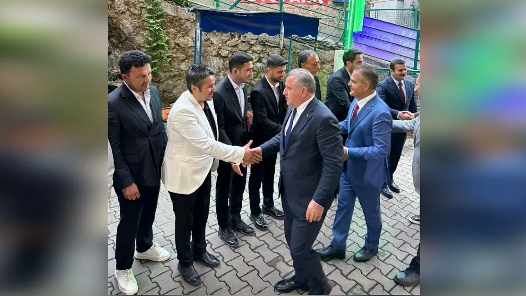 Bakan Bak'tan Köyceğiz Ziyareti: Mahallenin İhtiyaçları Görüşüldü