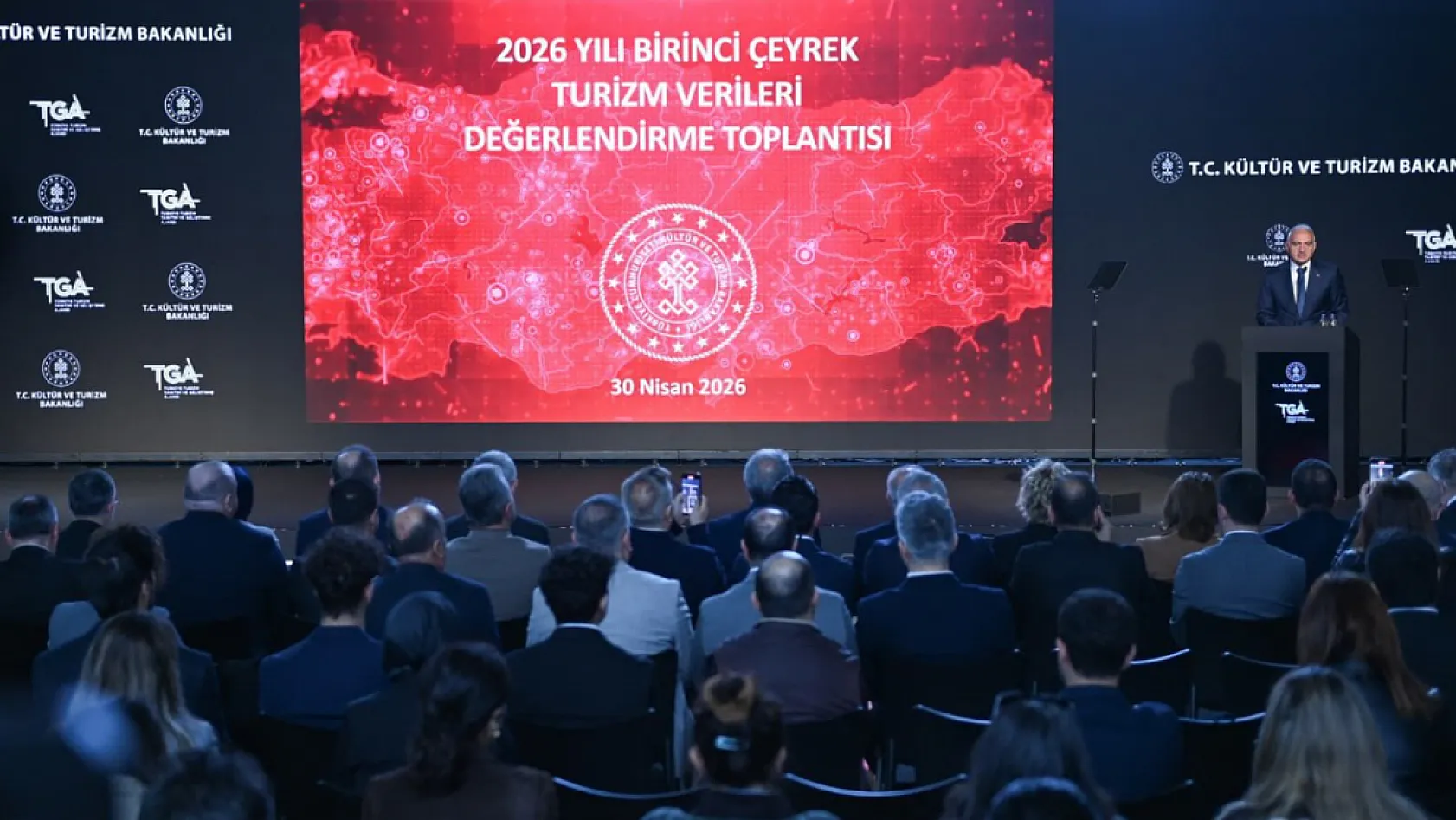 Bakan Ersoy: 2026'nın İlk Çeyreğinde Turizm Geliri 9,8 Milyar Dolar Oldu