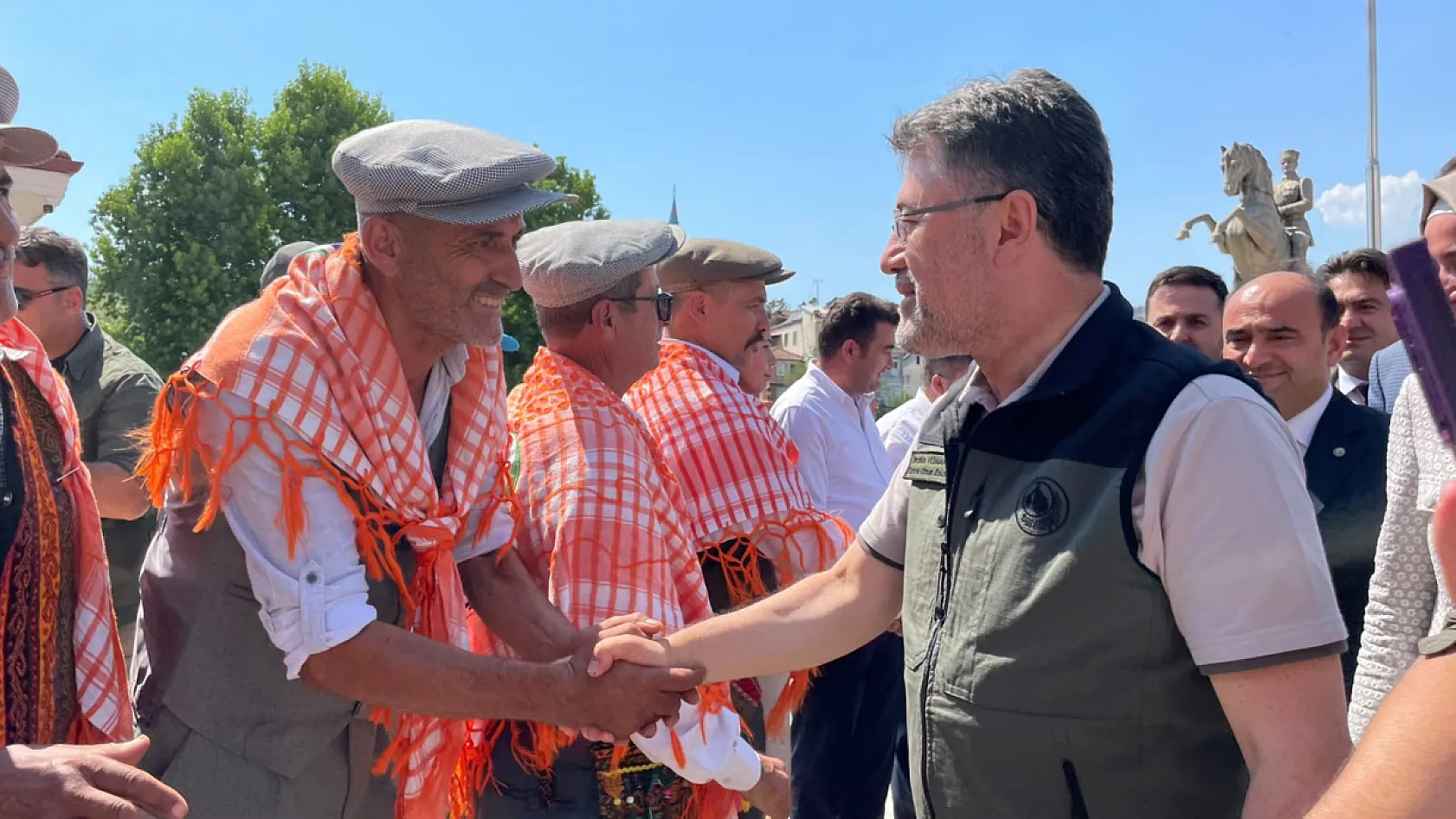 Bakan Yumaklı'dan Seydikemer'e 1.500 kişilik istihdam müjdesi