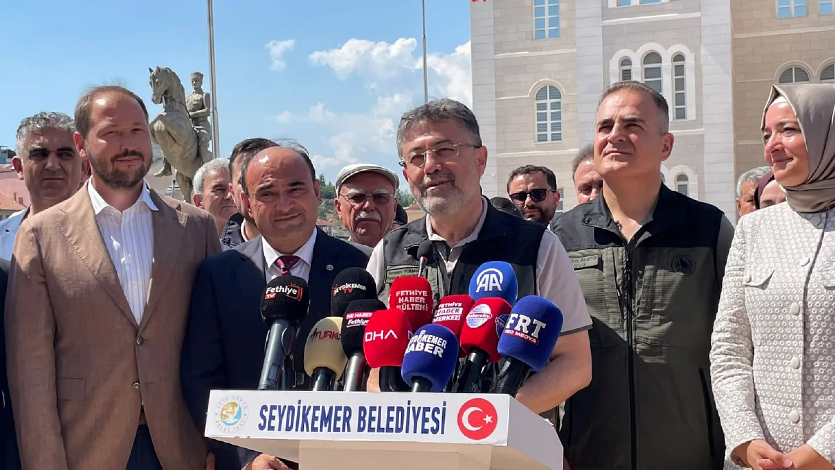 Bakan Yumaklı'dan Seydikemer'e 1.500 kişilik istihdam müjdesi