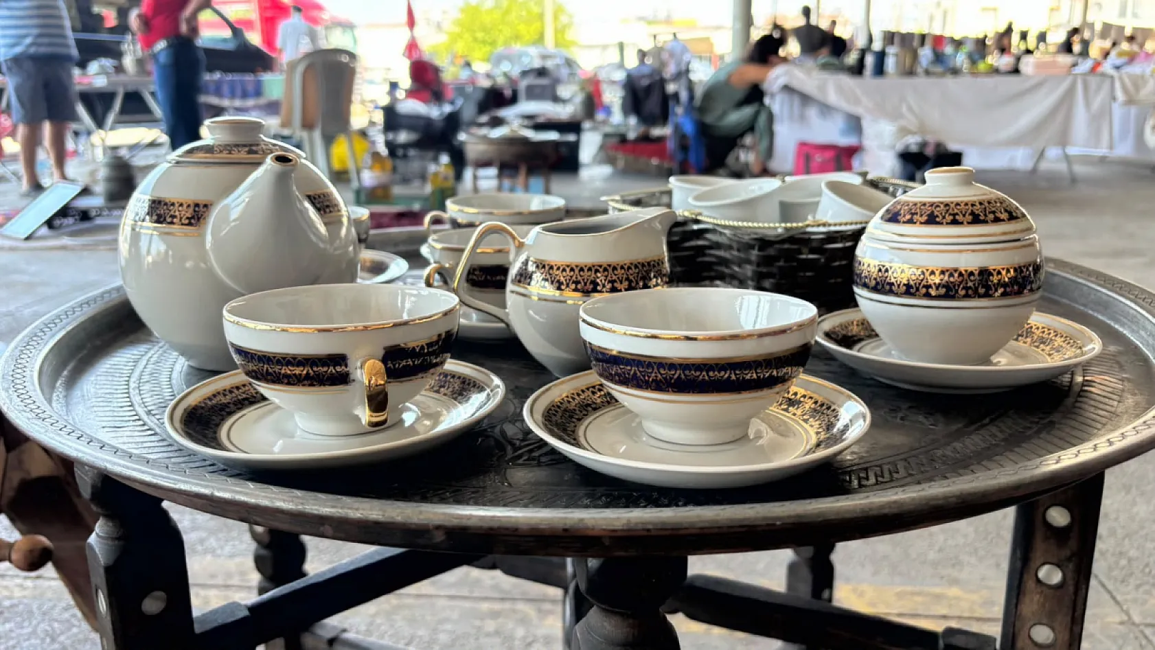 Bakırdan gümüşe, ev eşyasından tekstile: Fethiye Çalıca'da İkinci El Pazarı